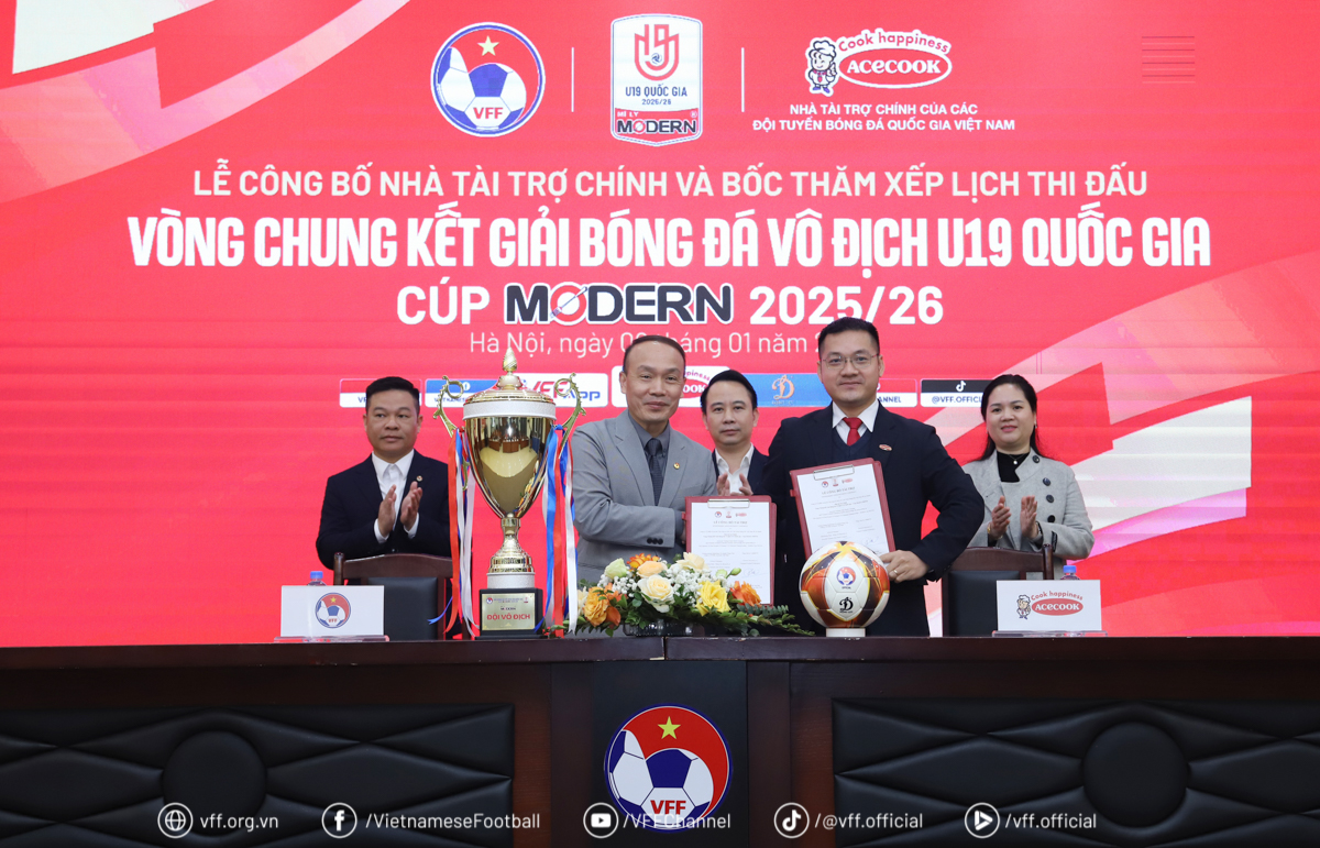 12 đội tranh t&agrave;i tại V&ograve;ng chung kết Giải B&oacute;ng đ&aacute; V&ocirc; địch U19 Quốc gia - Ảnh 1.