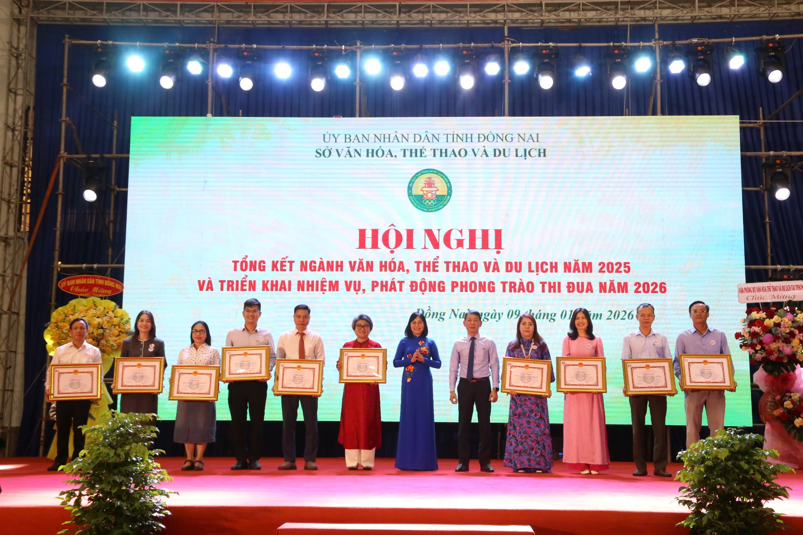 Đồng Nai đạt 5 , 2 triệu lượt kh&aacute;ch v&agrave; doanh thu 3 , 9 ng&agrave;n tỉ Đồng năm 2025 - Ảnh 3.