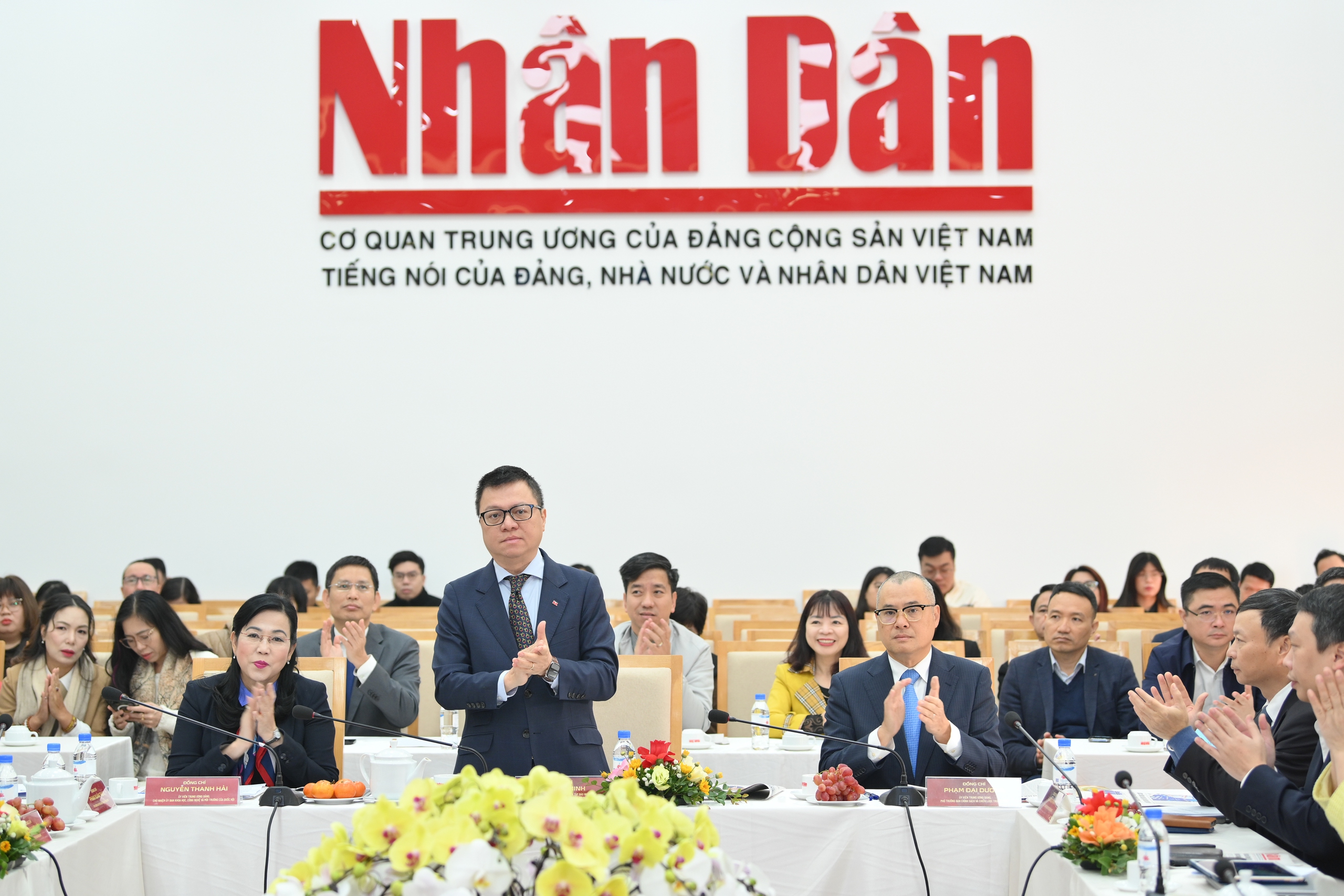 - Ảnh 1.