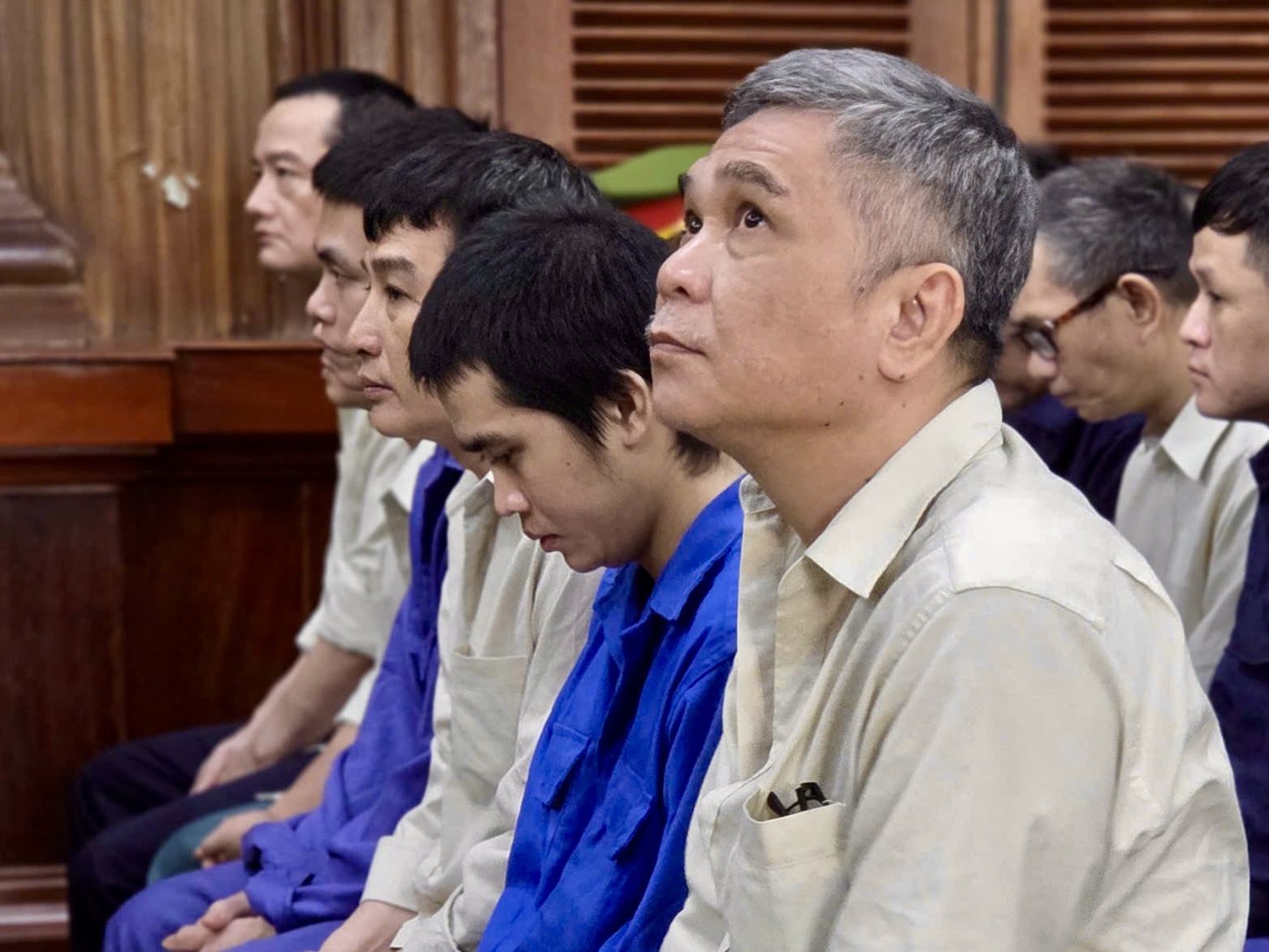 Cựu gi&aacute;m đốc doanh nghiệp vận tải k&ecirc;u oan trong vụ đại &aacute;n đưa, nhận hối lộ ng&agrave;nh đăng kiểm - Ảnh 1.