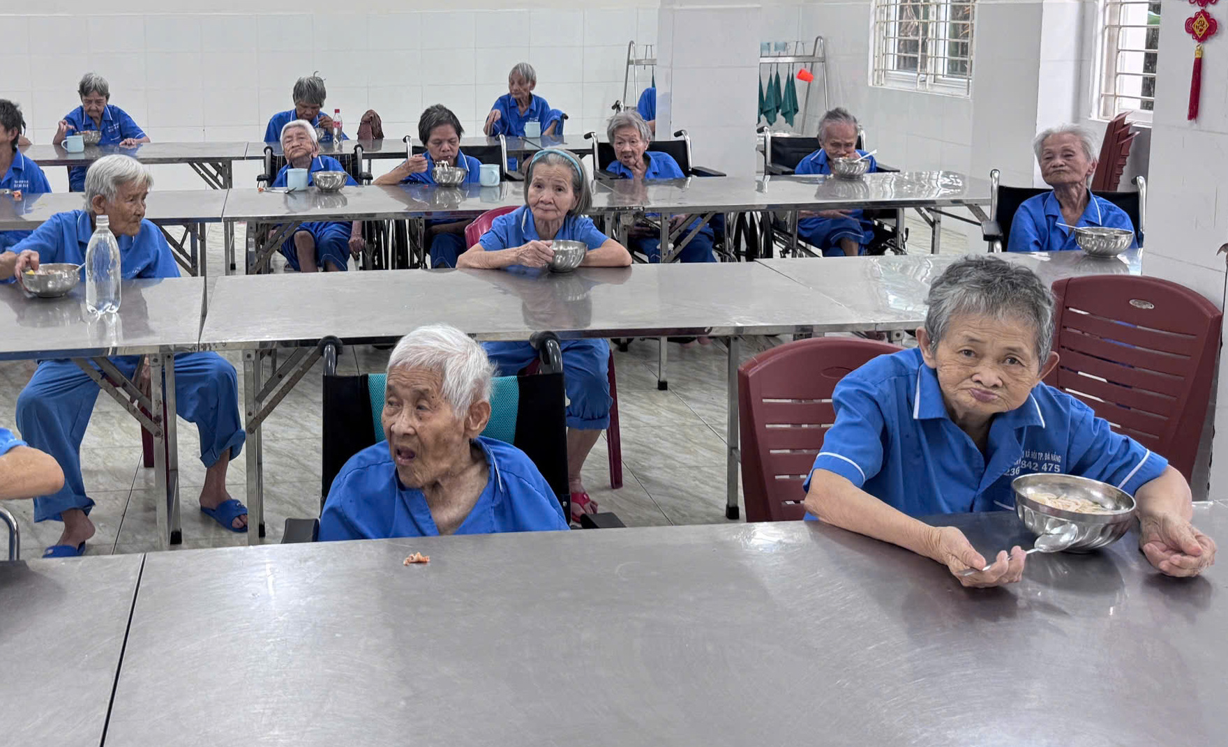 Đ&agrave; Nẵng triển khai ch&iacute;nh s&aacute;ch ch&uacute;c thọ tặng qu&agrave; cho người tr&ograve;n 100 tuổi - Ảnh 1.