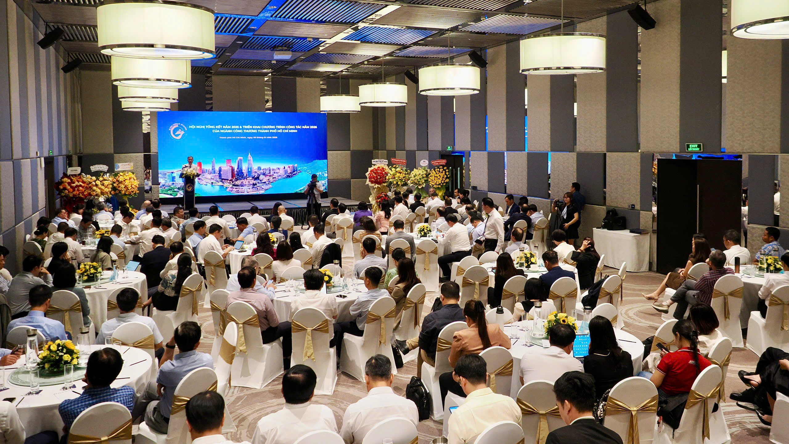 TPHCM "dư tiền" để hỗ trợ doanh nghiệp n&acirc;ng cao năng lực - Ảnh 2.