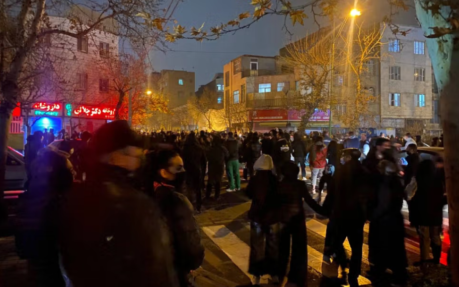 Đại giáo chủ Iran vừa phát đi cảnh báo cứng rắn