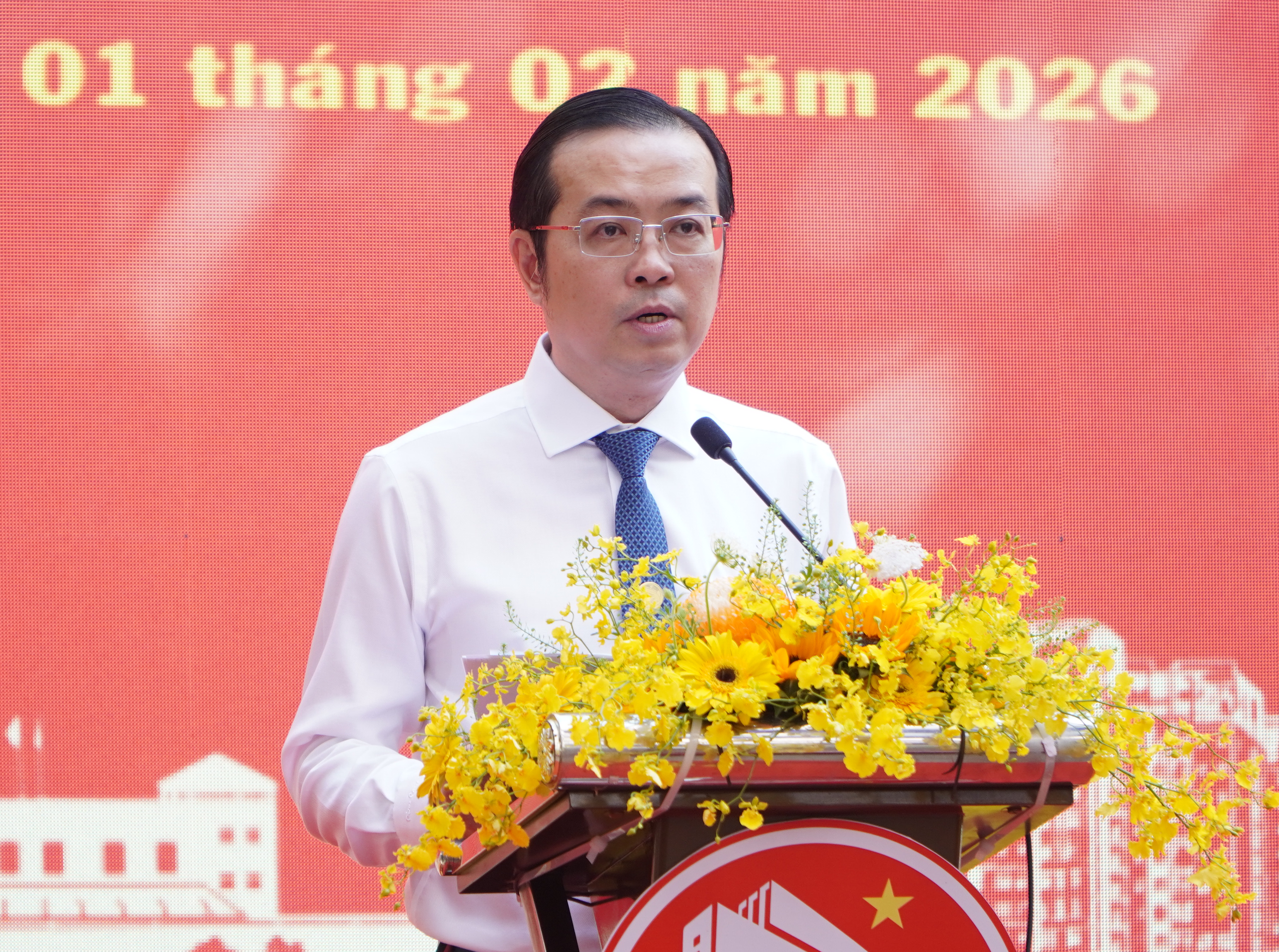 Gần 1.000 đại biểu dự họp mặt mừng Đảng, mừng xu&acirc;n của phường Di&ecirc;n Hồng - Ảnh 2.
