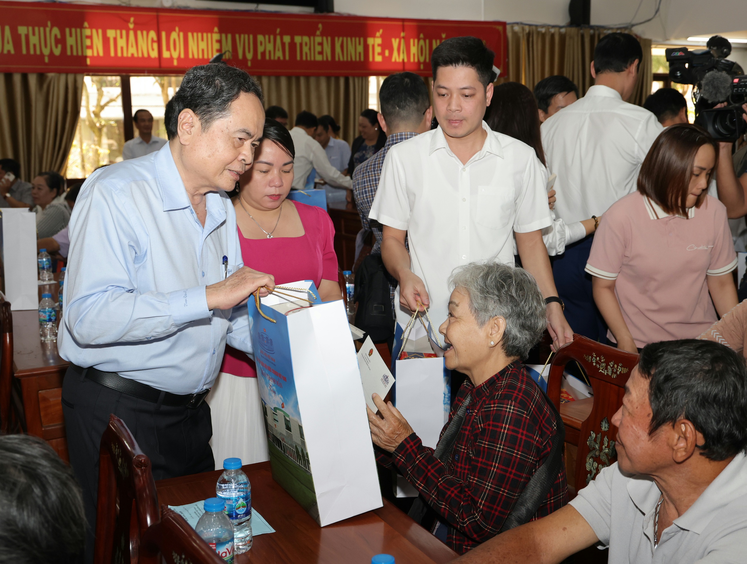 Chủ tịch Quốc hội Trần Thanh Mẫn kiểm tra công tác bầu cử tại Cần Thơ 2026 - Ảnh 5.