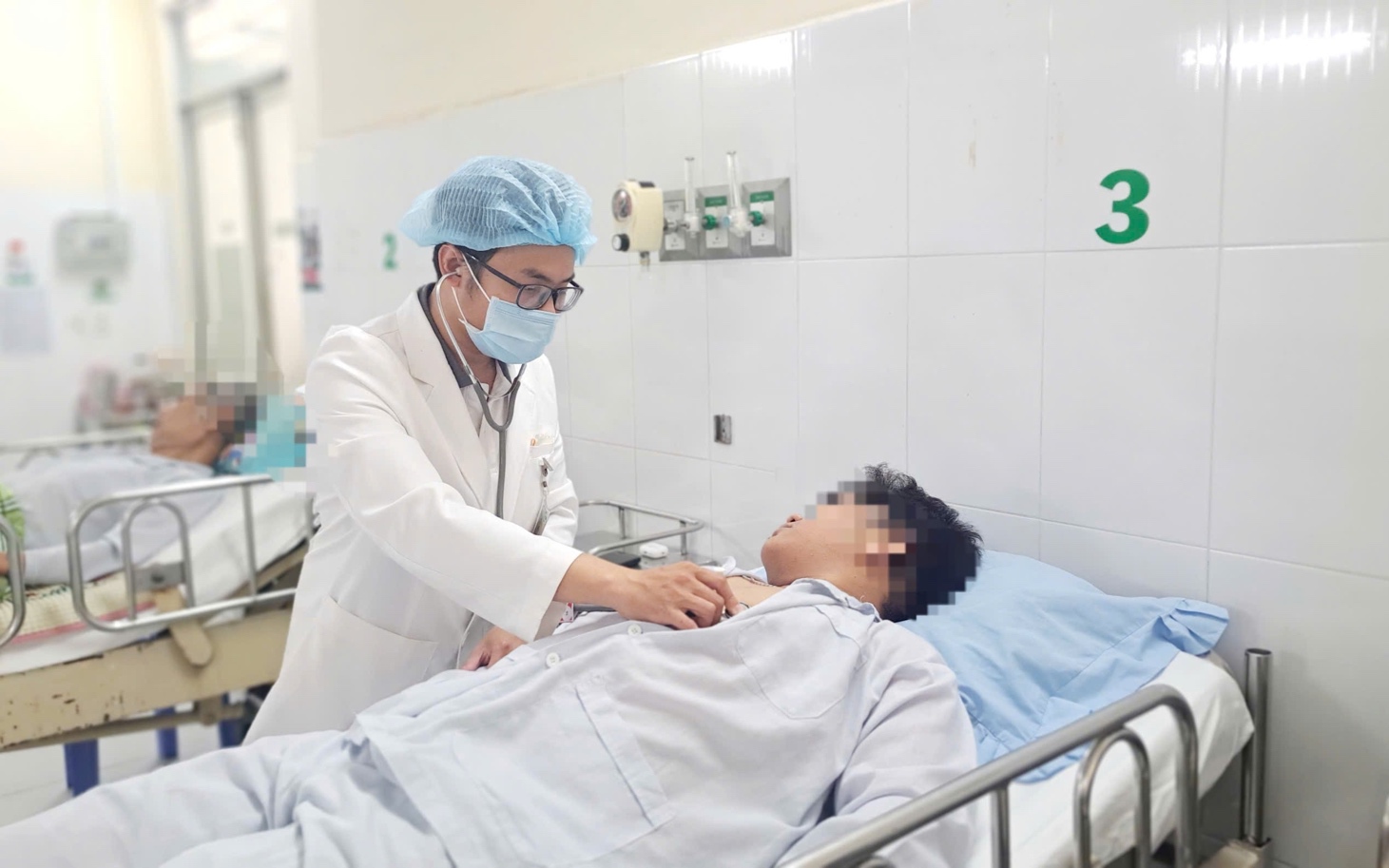 Nam thanh niên thuyên tắc phổi sau khi chơi thể thao