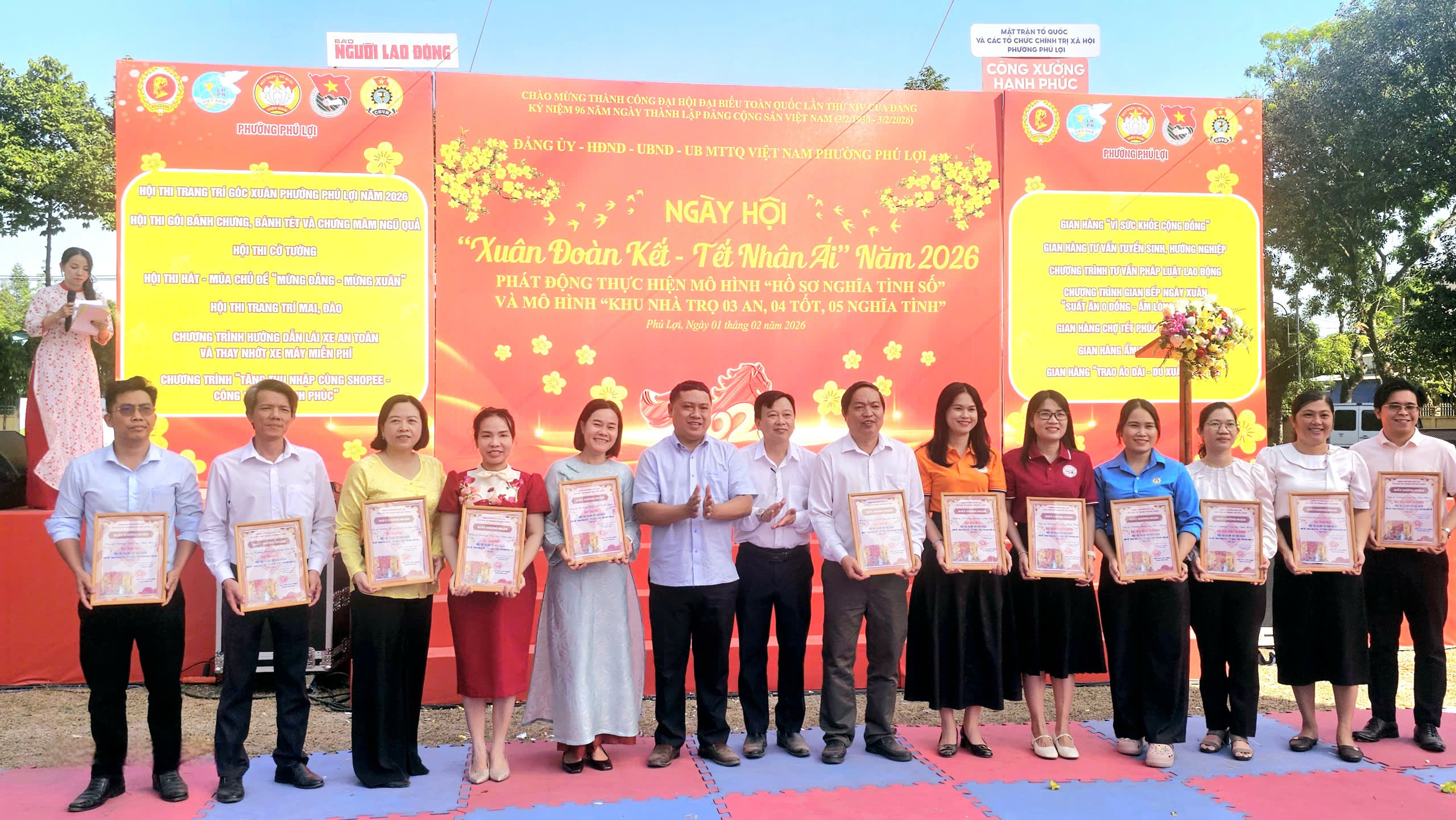 Tết đến sớm cho người nghèo tại phường Phú Lợi với quà tặng ý nghĩa - Ảnh 4.