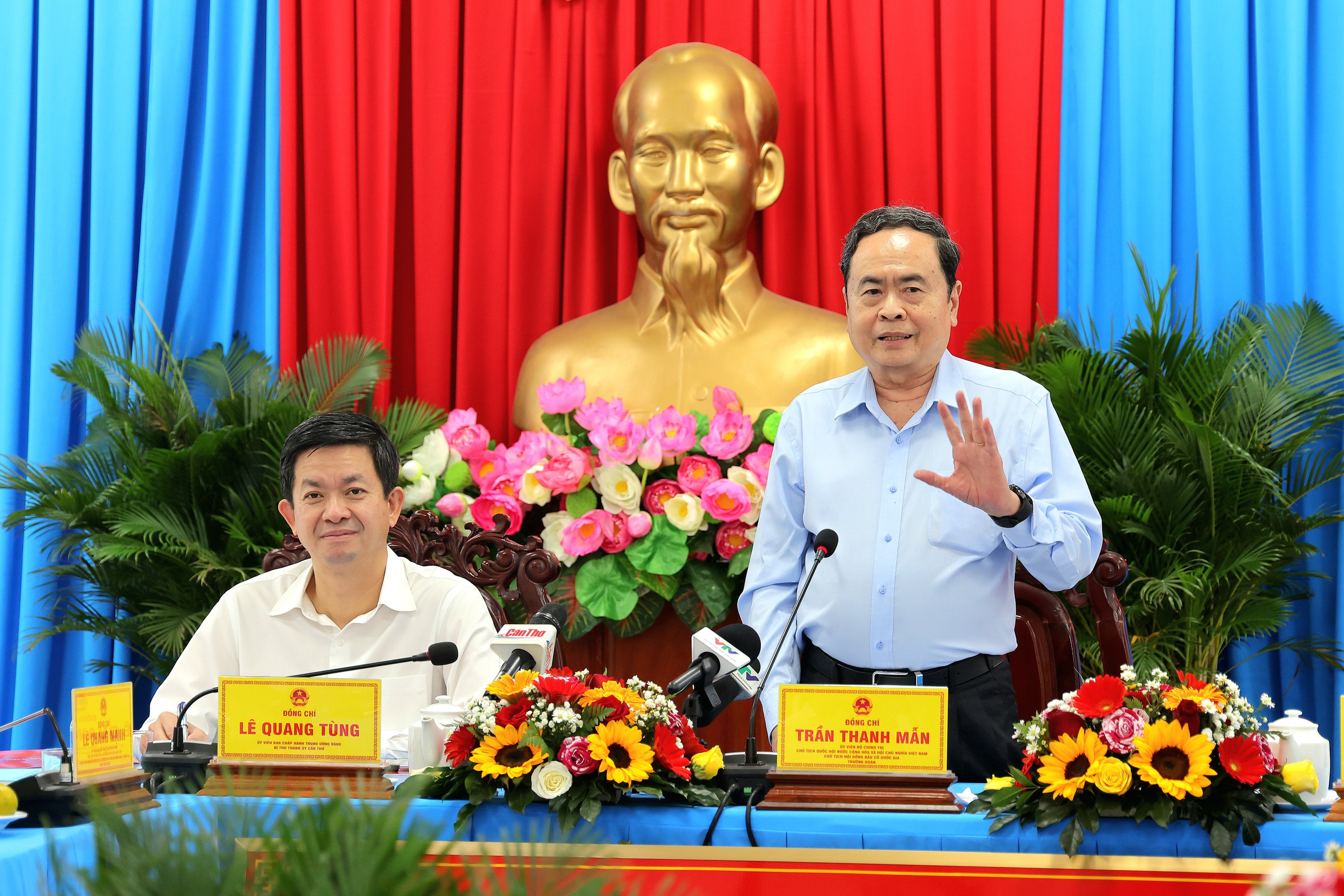 Chủ tịch Quốc hội Trần Thanh Mẫn kiểm tra công tác bầu cử tại Cần Thơ 2026 - Ảnh 2.