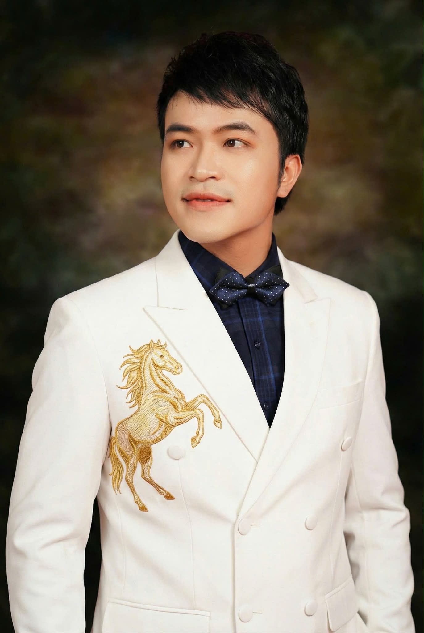 Nghệ sĩ Thanh Lựu - Giữ hồn tài tử trong không gian Hội hoa Xuân "Hương Sắc Phương Nam" - Ảnh 4.