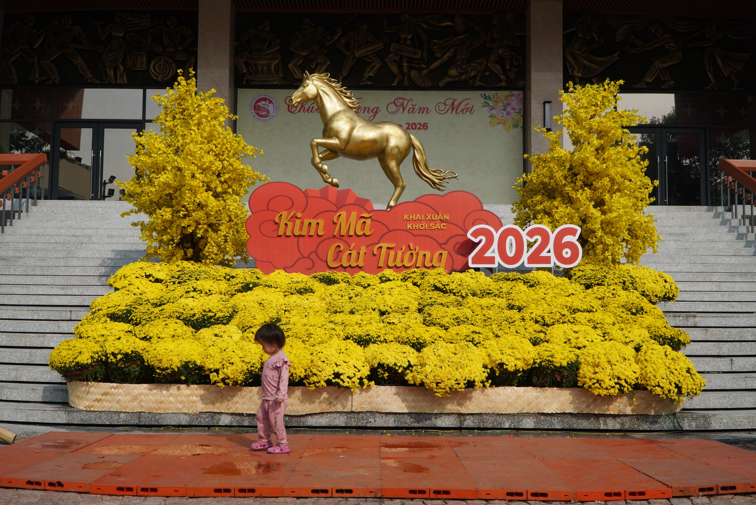Thêm một không gian để người dân du xuân, thỏa thích chụp hình ngay trung tâm TPHCM - Ảnh 8.