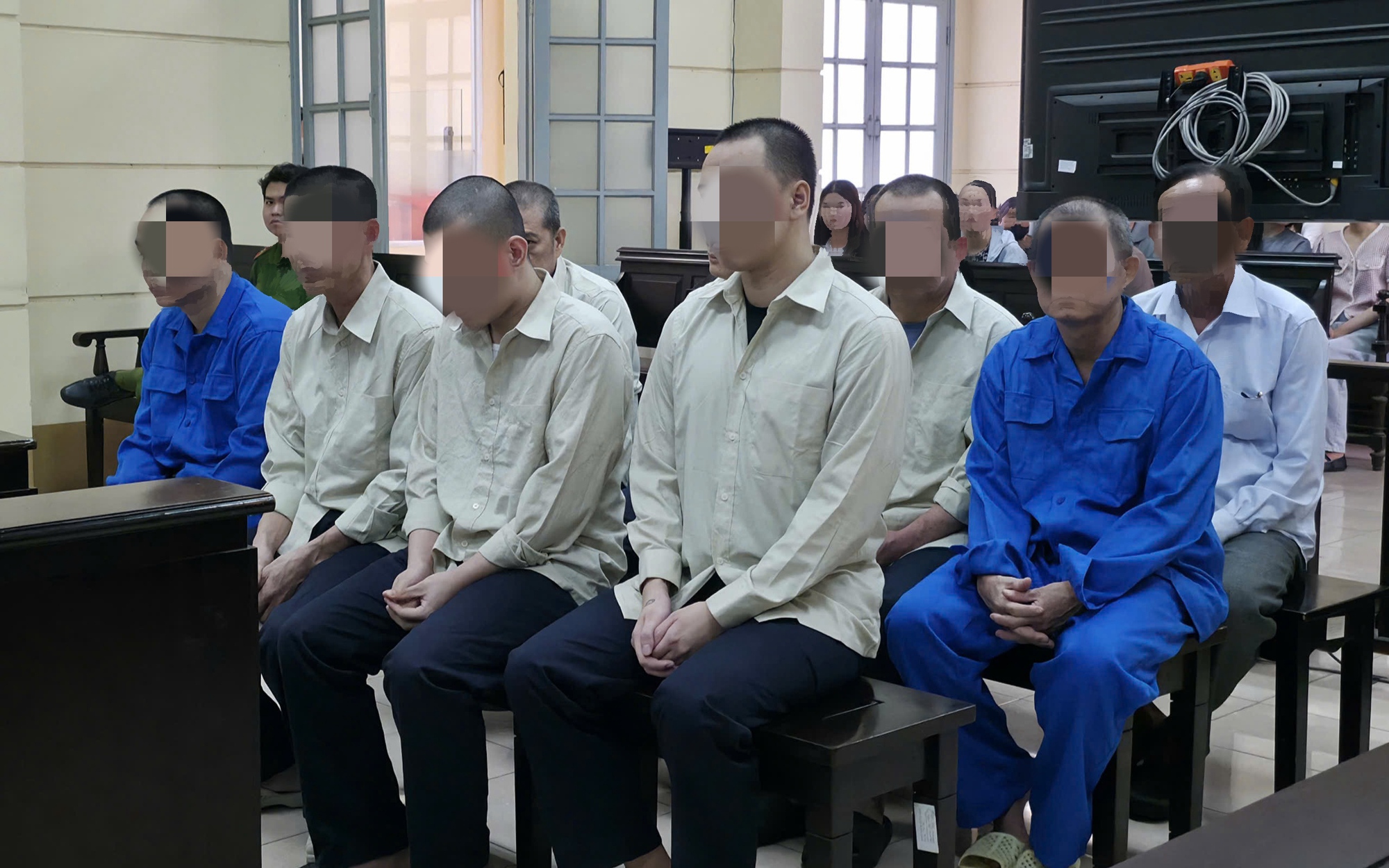 Vụ khiêng quan tài gây sốc ở chợ Bến Thành: Hôm nay, 11 bị cáo hầu tòa