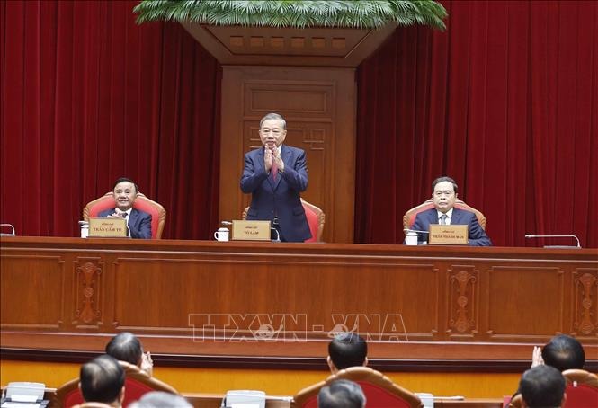 Tổng Bí thư Tô Lâm gặp mặt thành viên các Tiểu ban chuẩn bị Đại hội XIV của Đảng - Ảnh 4.