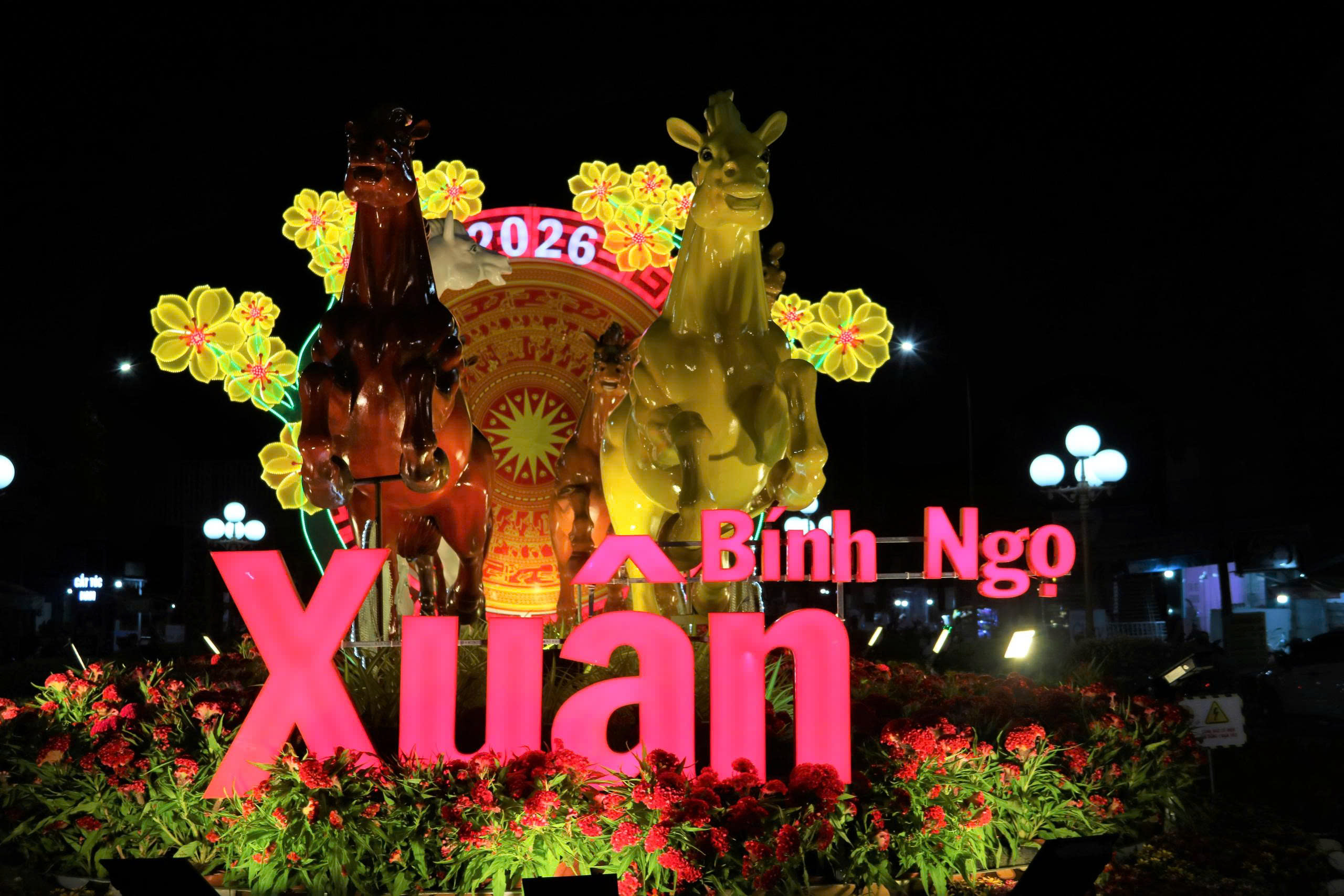 Ngắm linh vật ngựa &ldquo; m&atilde; đ&aacute;o th&agrave;nh c&ocirc;ng &rdquo; đ&oacute;n Xu&acirc;n tại C&agrave; Mau 2026 - Ảnh 7.