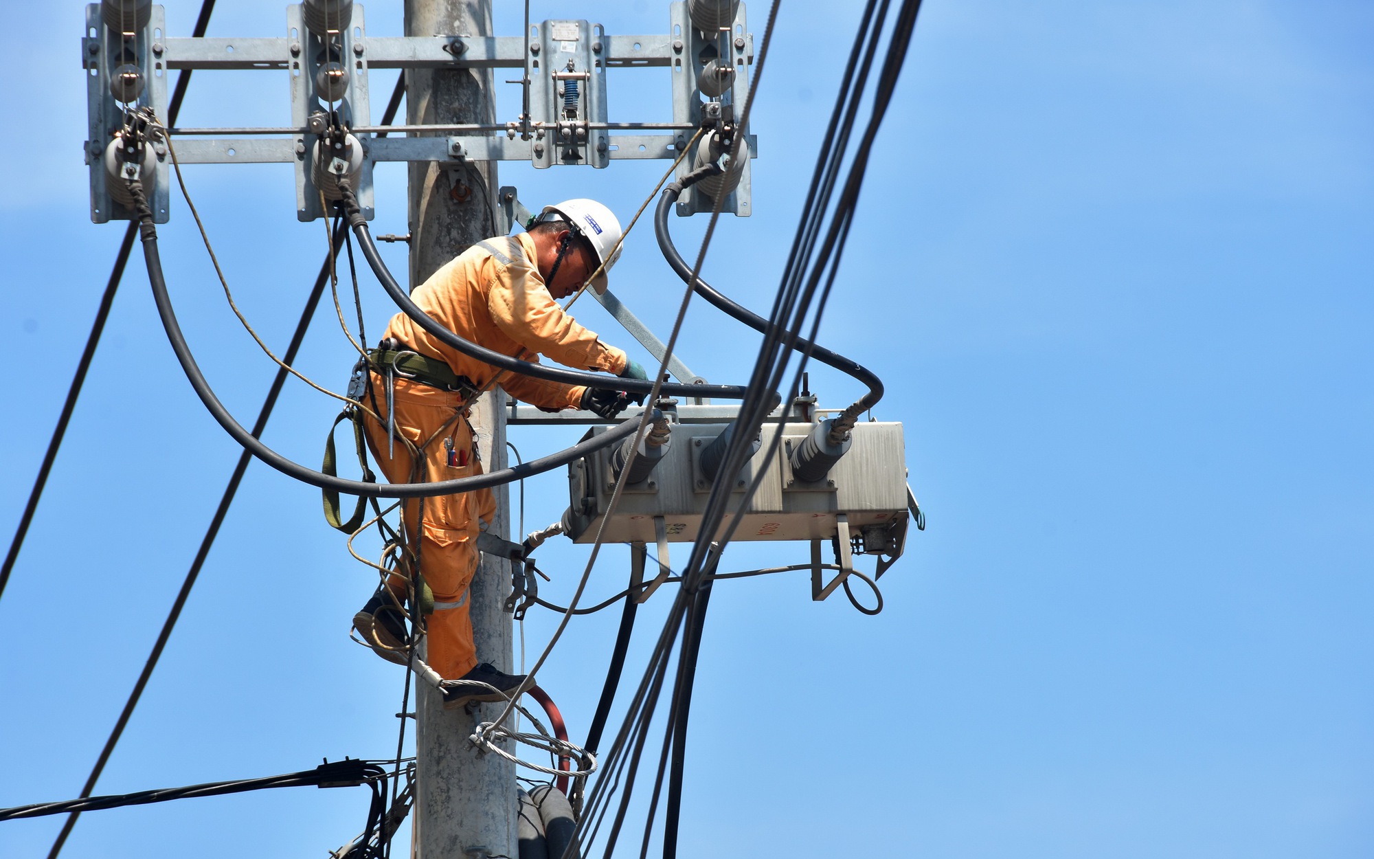 Viettel, VNPT, FPT, VNG, CMC kiến nghị khẩn về giá điện