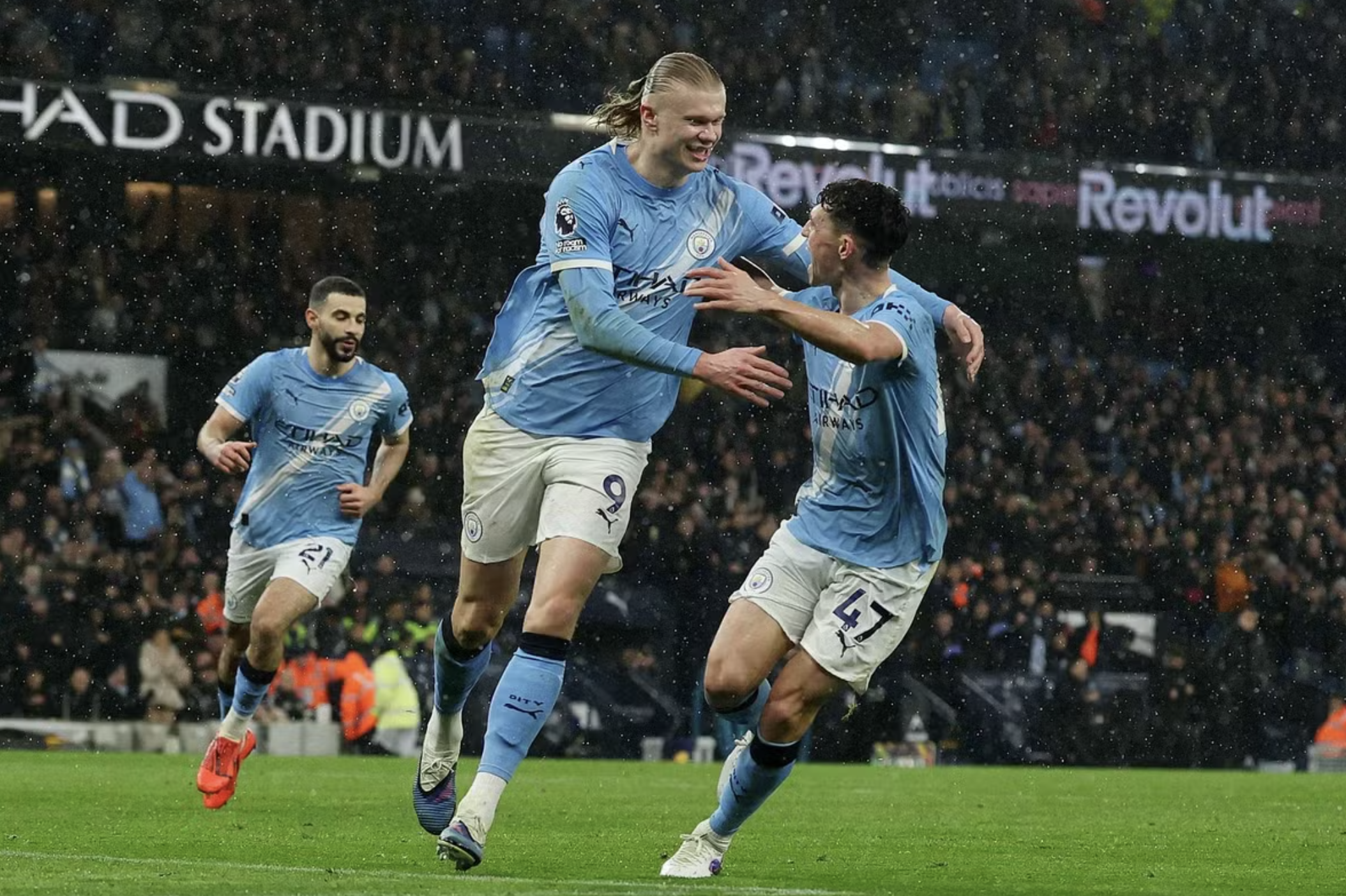 Thắng nghiền ép Fulham, Man City bám đuổi cuộc đua ngôi đầu - Ảnh 4.