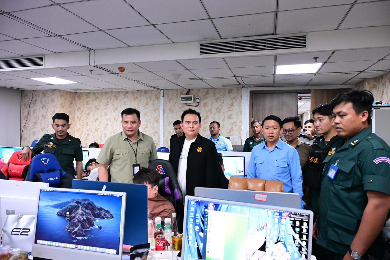 Campuchia triệt phá gần 200 tụ điểm lừa đảo trực tuyến - Ảnh 3.