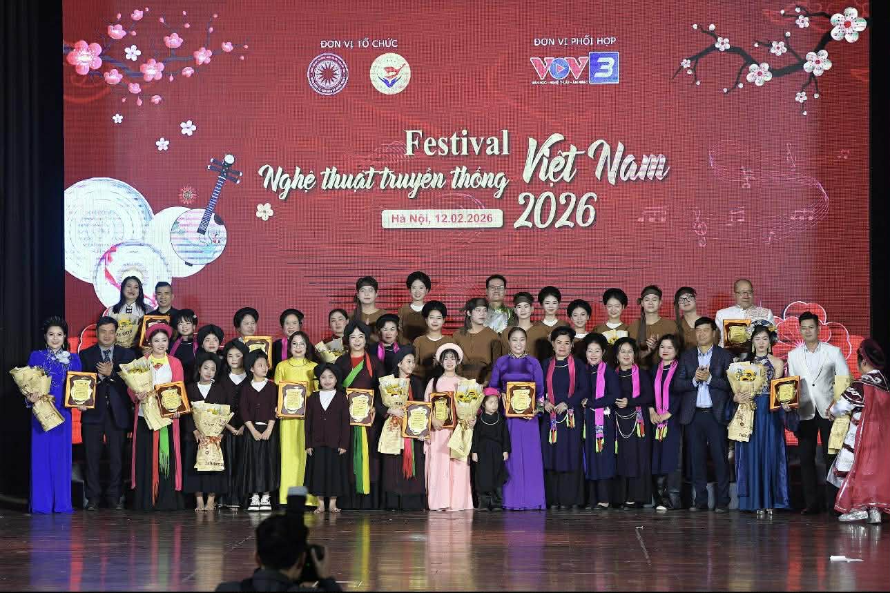 Nhịp cầu văn h&oacute;a nối liền kiều b&agrave;o với cội nguồn - Ảnh 1.