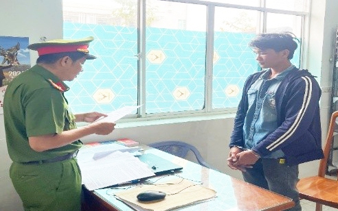 Giao cấu 5 lần với bé gái, nam thanh niên bị bắt tạm giam