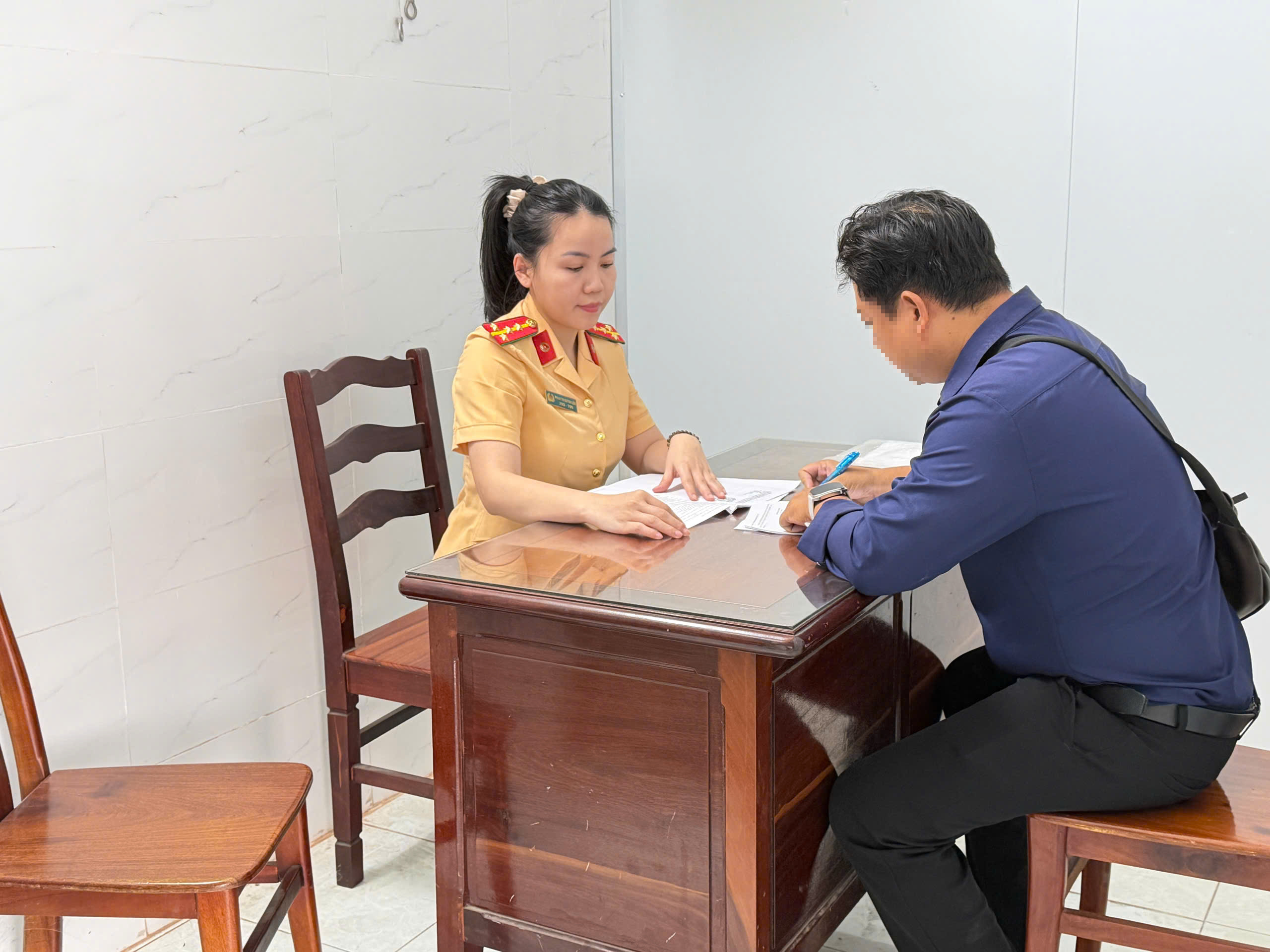 Chủ đầu tư TPHCM bị phạt hai lần vì lỗi không bố trí người điều tiết giao thông - Ảnh 1.