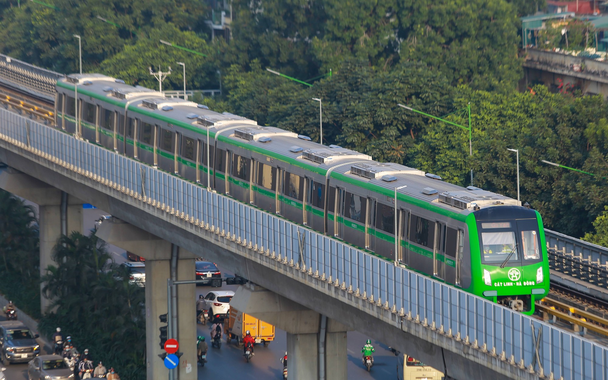 Hanoi Metro miễn phí vé cho hành khách trong 9 ngày Tết Nguyên đán Bính Ngọ 2026