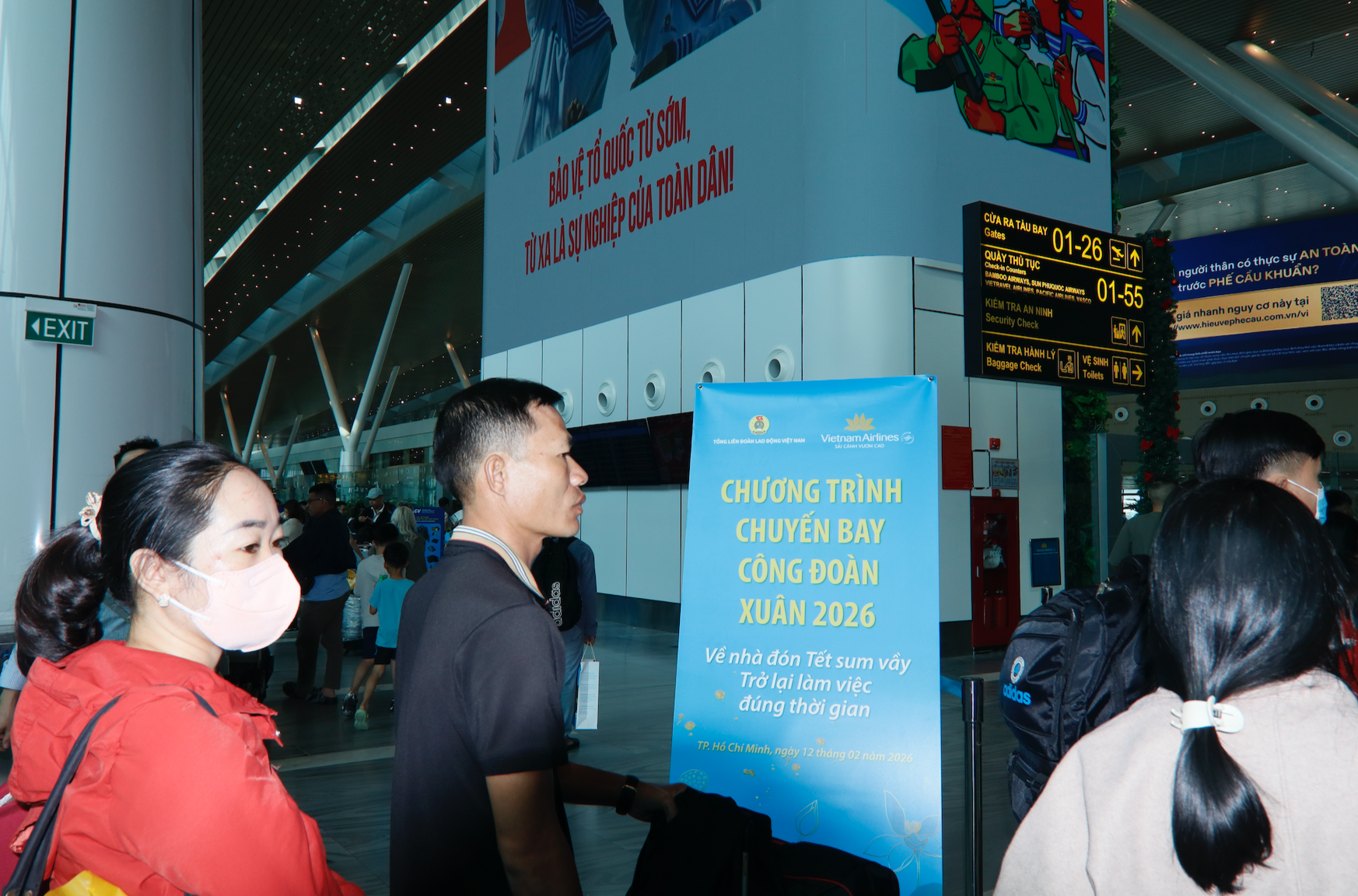 Chuyến bay Công đoàn đưa hơn 1.050 công nhân về quê đón Tết - Ảnh 11.