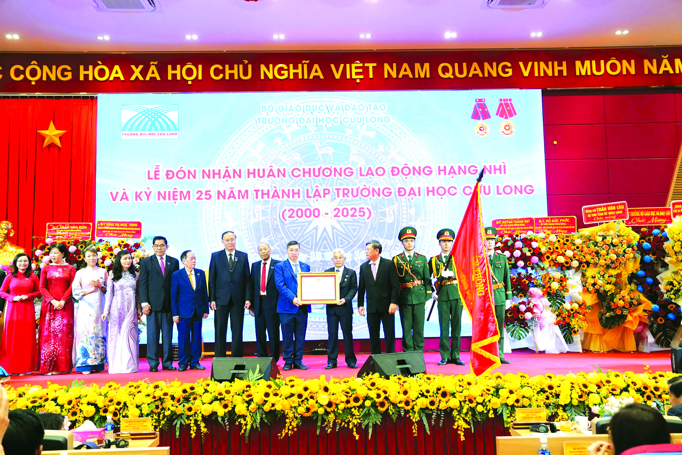 loạt sự kiện tiêu biểu năm 2025 của Trường Đại học Cửu Long - Ảnh 1.