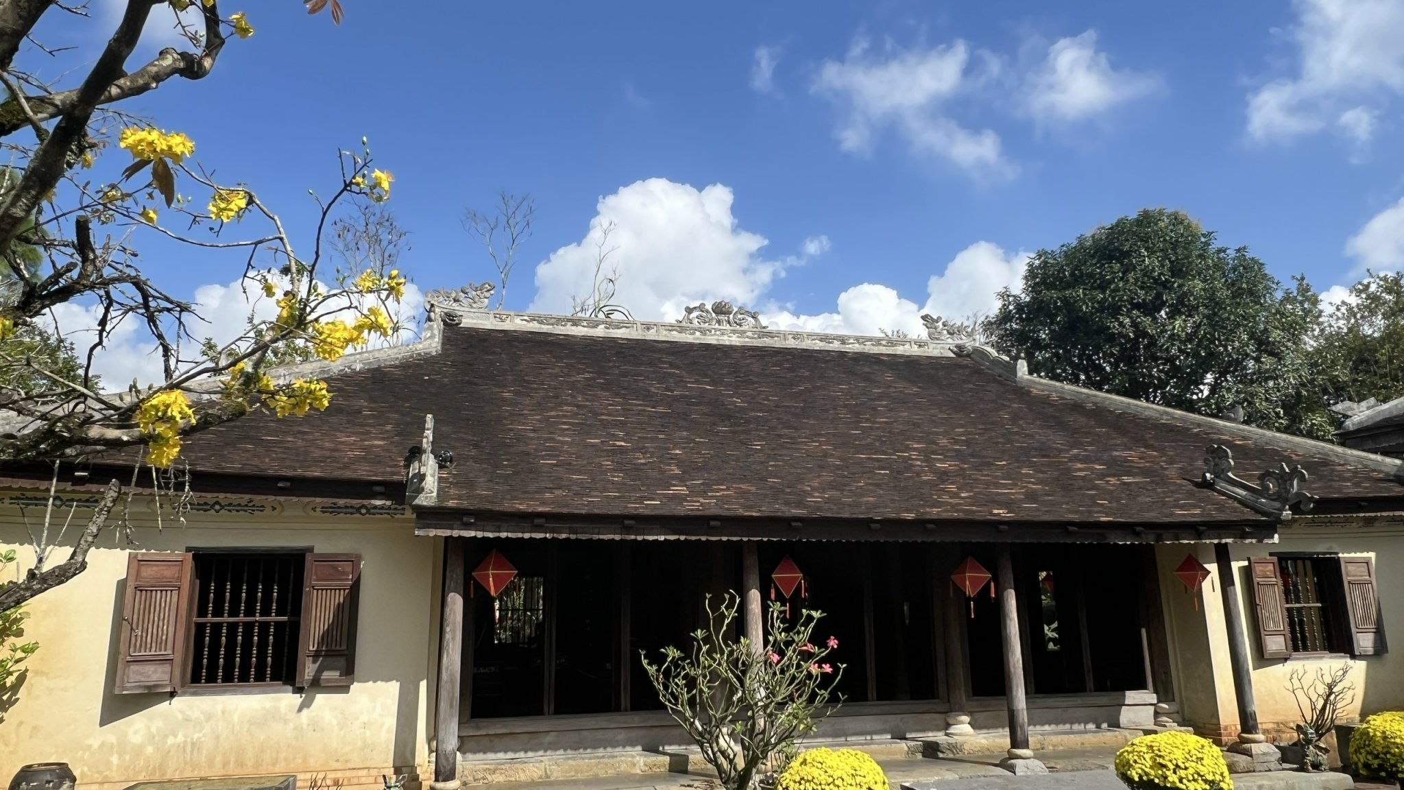 Những ngôi nhà rường cổ ở Huế: Sự thật vua Nguyễn ban lệnh không được dùng gỗ lim - Ảnh 8.