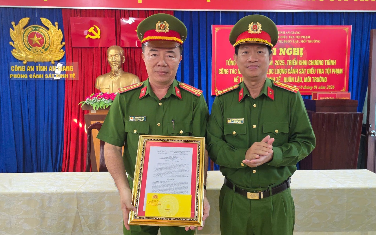 An Giang bắt 5 đối tượng truy nã, triệt phá vụ sản xuất cà phê giả rất lớn