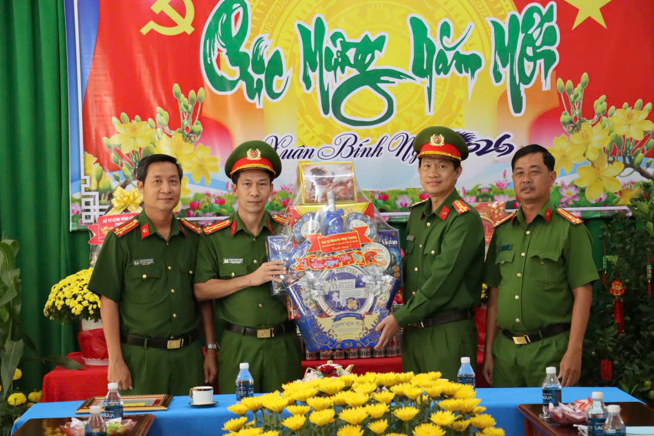 An Giang triệt phá vụ sản xuất cà phê giả lớn năm 2026 - Ảnh 4.