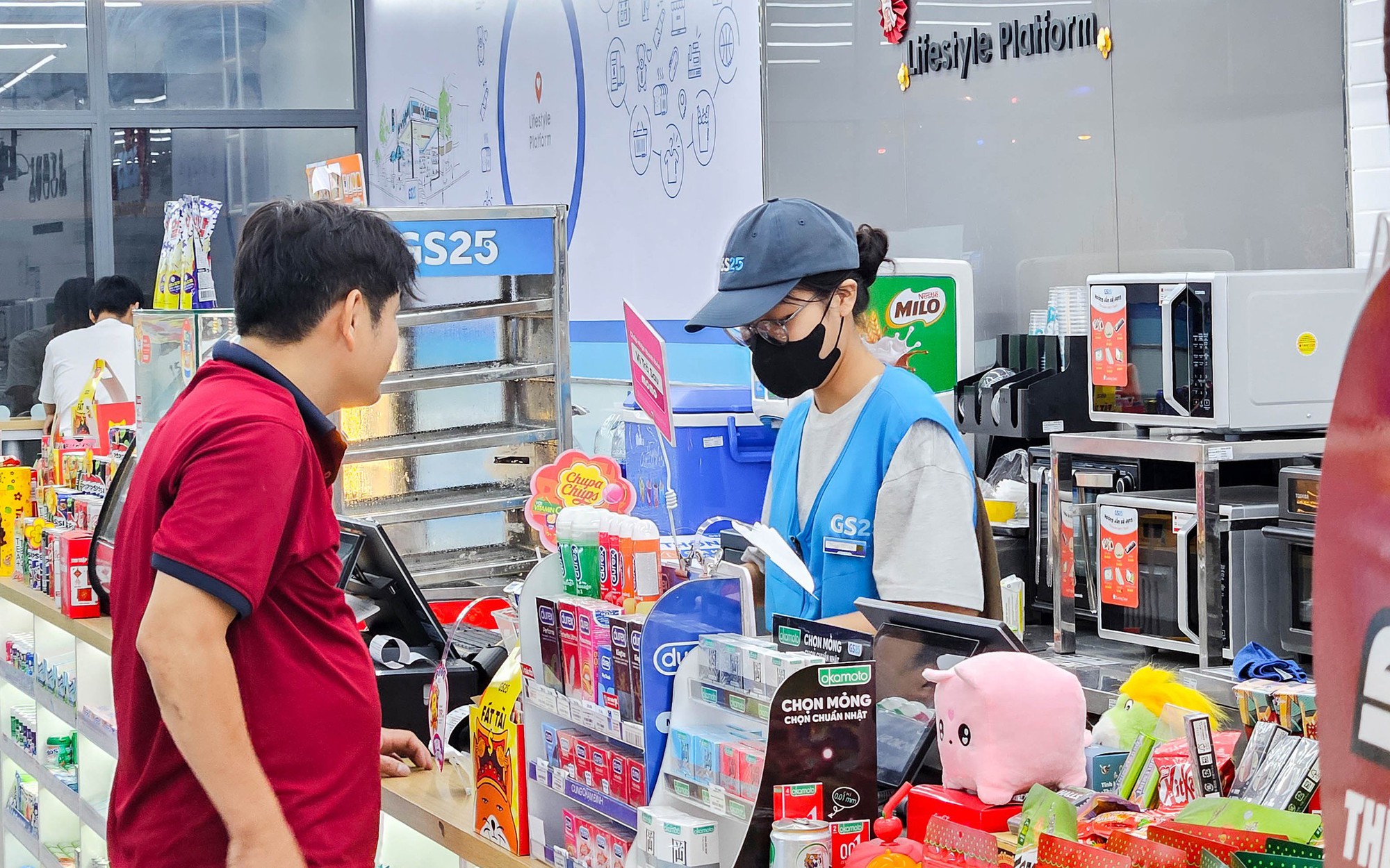 Mùa xuân xa nhà của những "trụ cột" tuổi 20 vượt khó