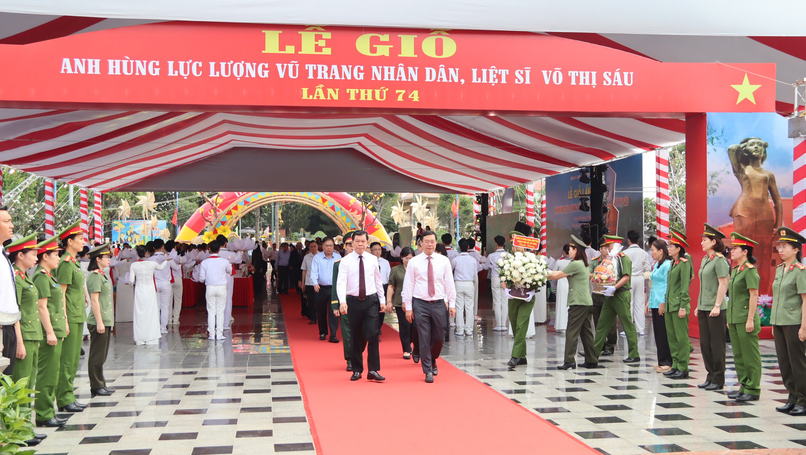 Trang nghiêm Lễ giỗ Anh hùng liệt sĩ Võ Thị Sáu tại Đất Đỏ - Ảnh 1.