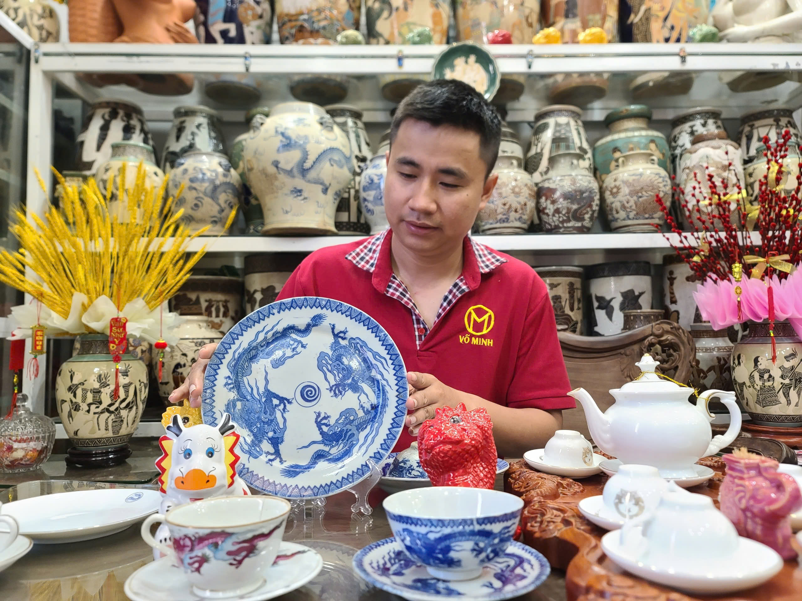 Kh&aacute;m ph&aacute; kho b&aacute;u hơn 10.000 cổ vật giữa đại ng&agrave;n - Ảnh 3.