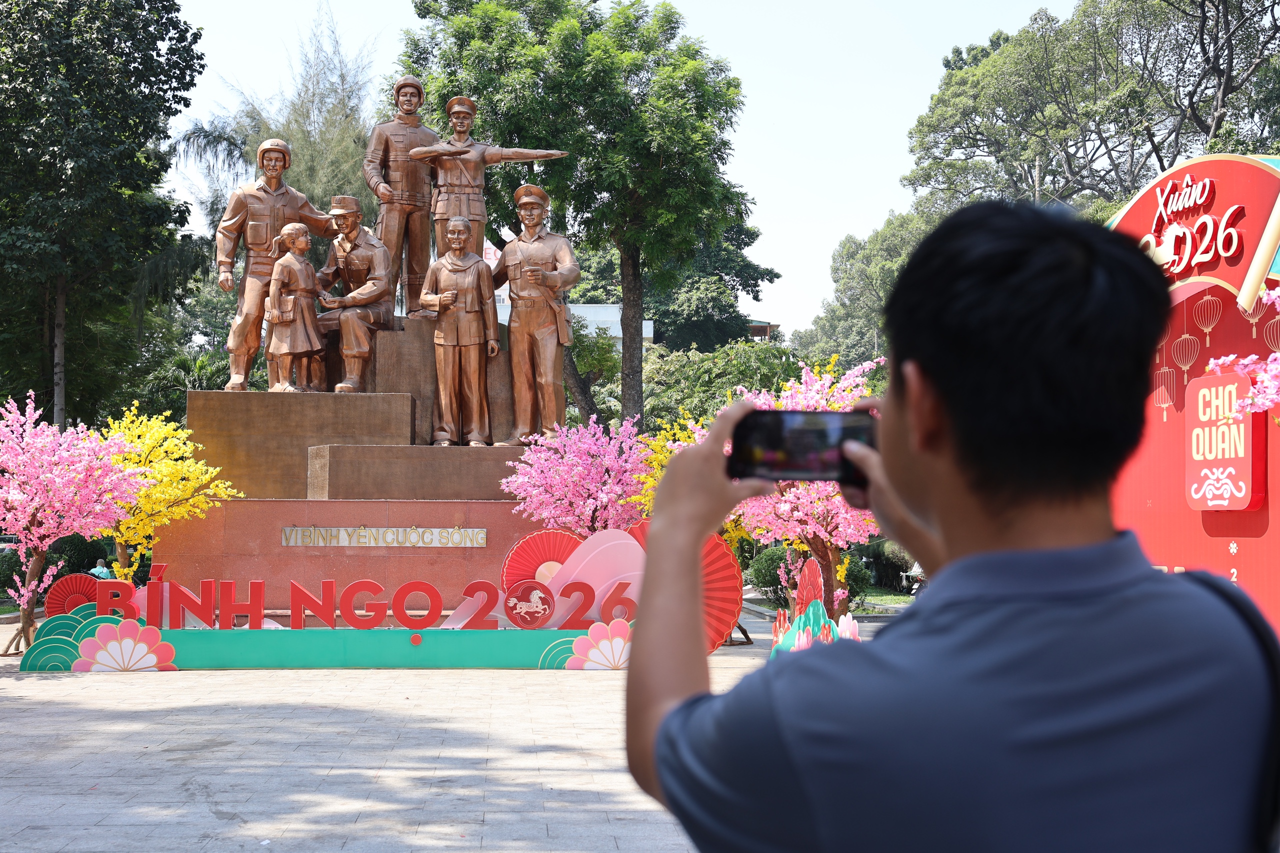 Xuân trong từng con hẻm ở TPHCM - Ảnh 15.