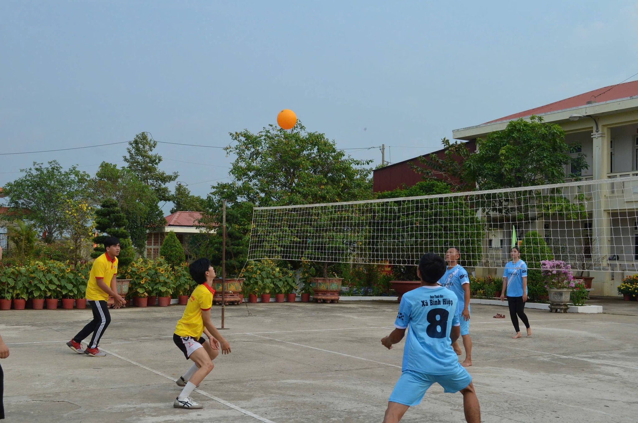 Mang Xuân về xã biên giới - Ảnh 9.