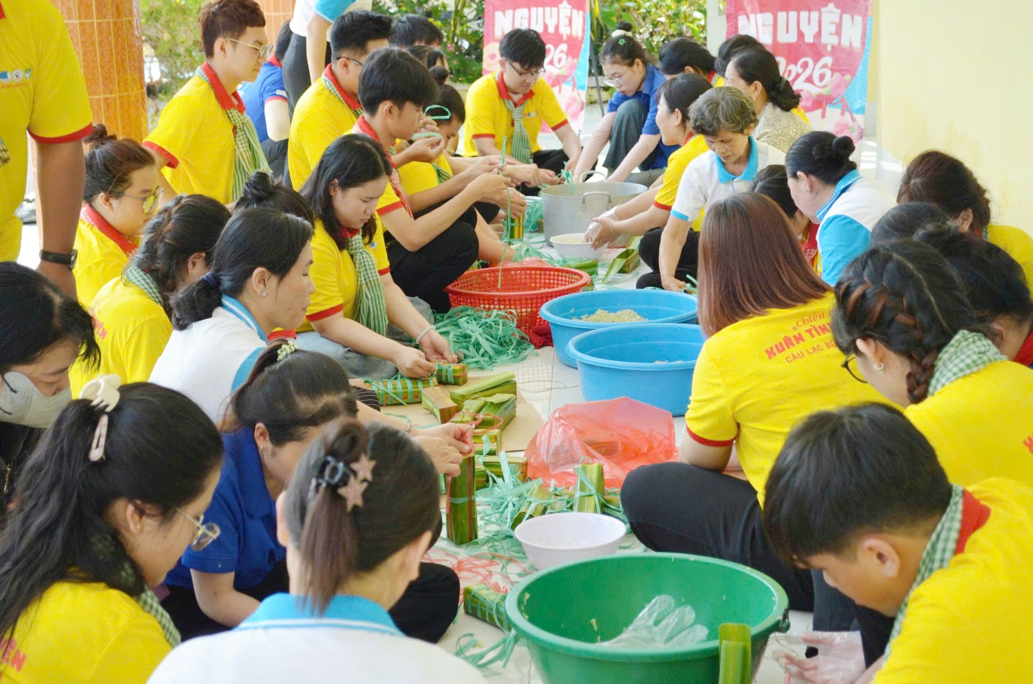 Mang Xuân về xã biên giới - Ảnh 23.