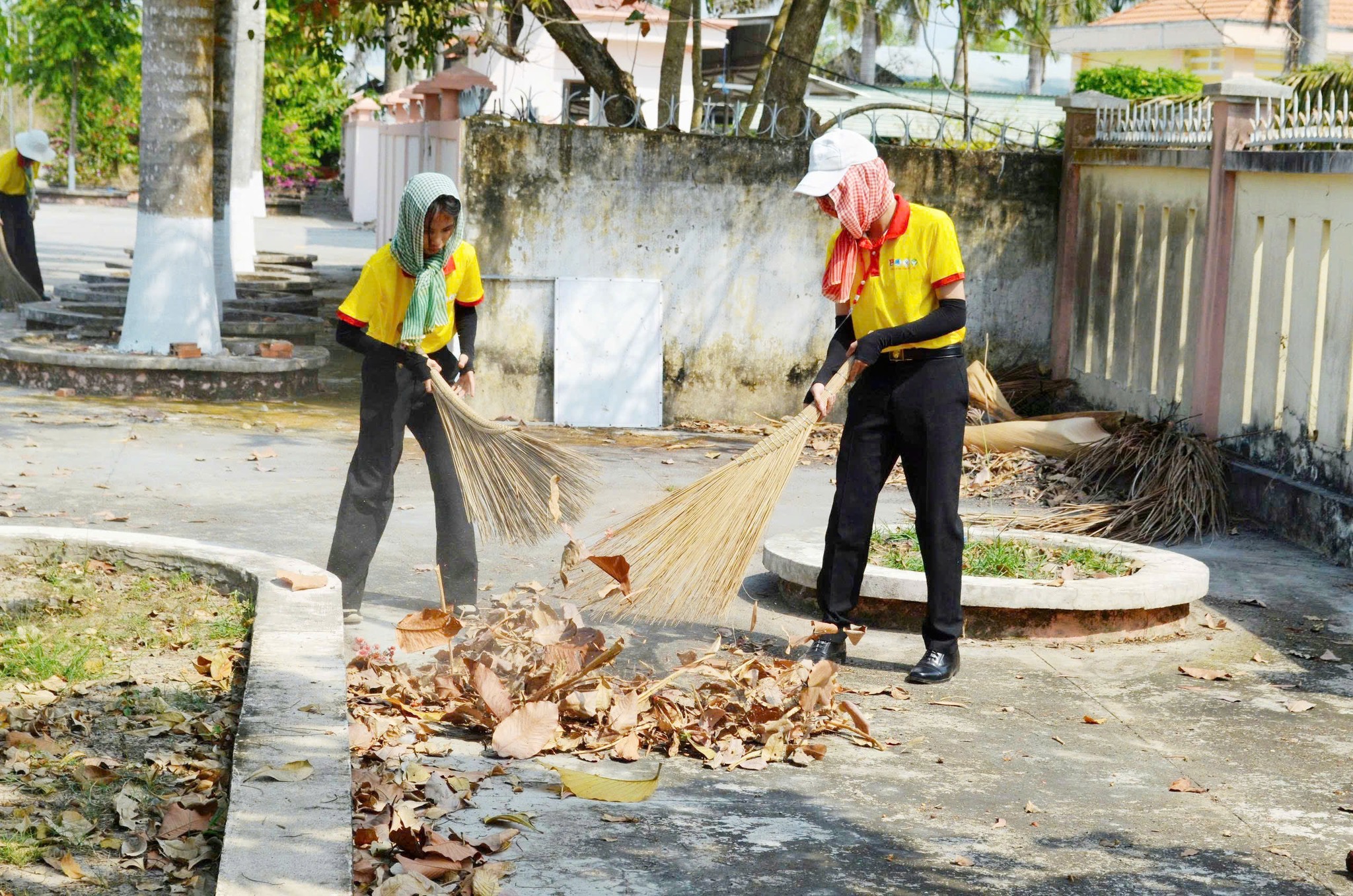 Mang Xuân về xã biên giới - Ảnh 18.