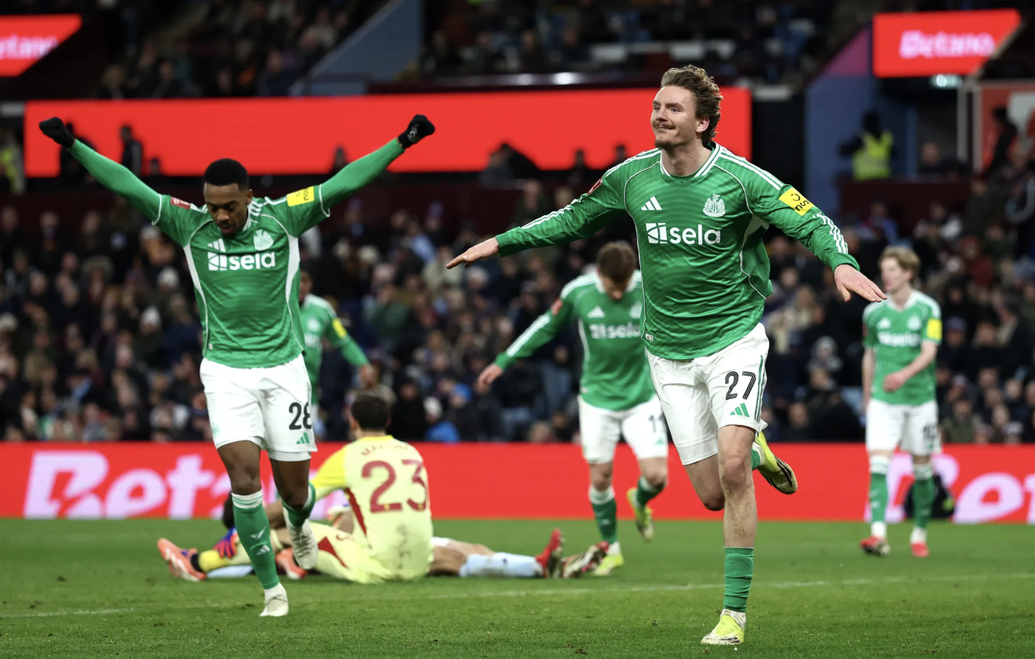 Newcastle ngược dòng hạ Aston Villa, hiên ngang vào vòng 5 FA Cup - Ảnh 6.