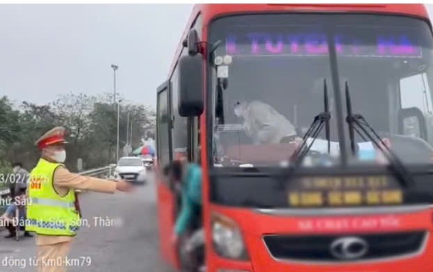 - Ảnh 1.