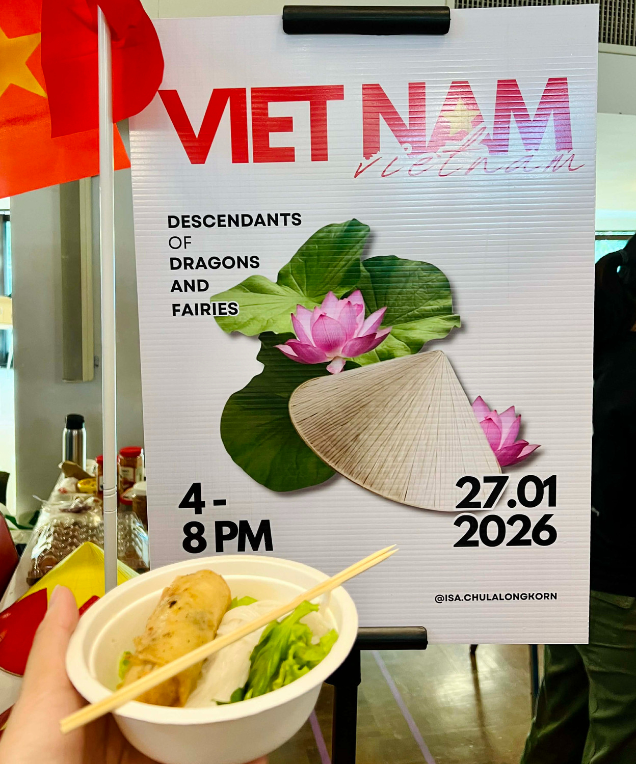 Đưa Tết Việt ra thế giới: Khi người trẻ làm đại sứ văn hóa - Ảnh 1.
