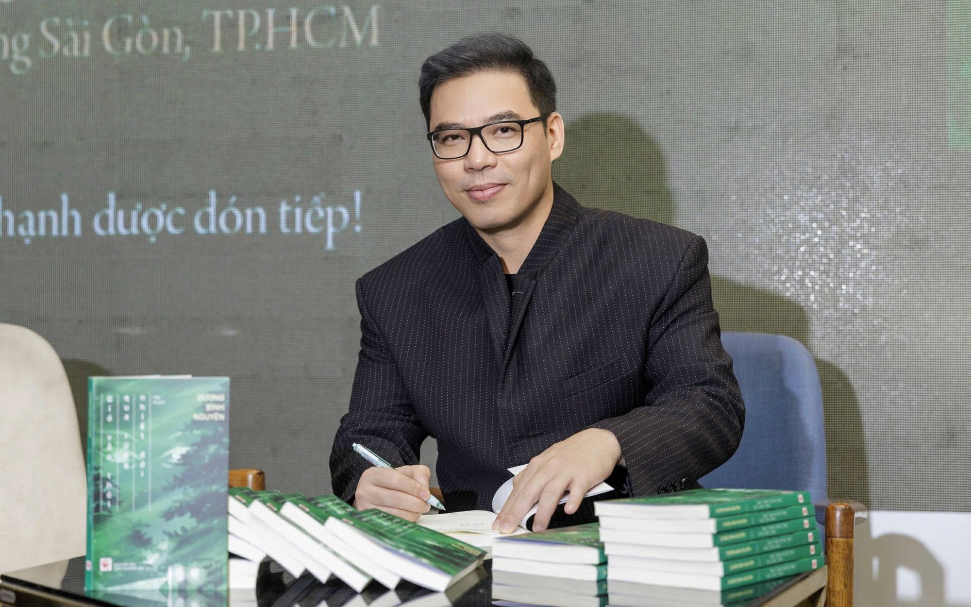 Nhà văn Dương Bình Nguyên: Tôi luôn bị ám ảnh điều gì khiến người bình thường thành kẻ gây án
