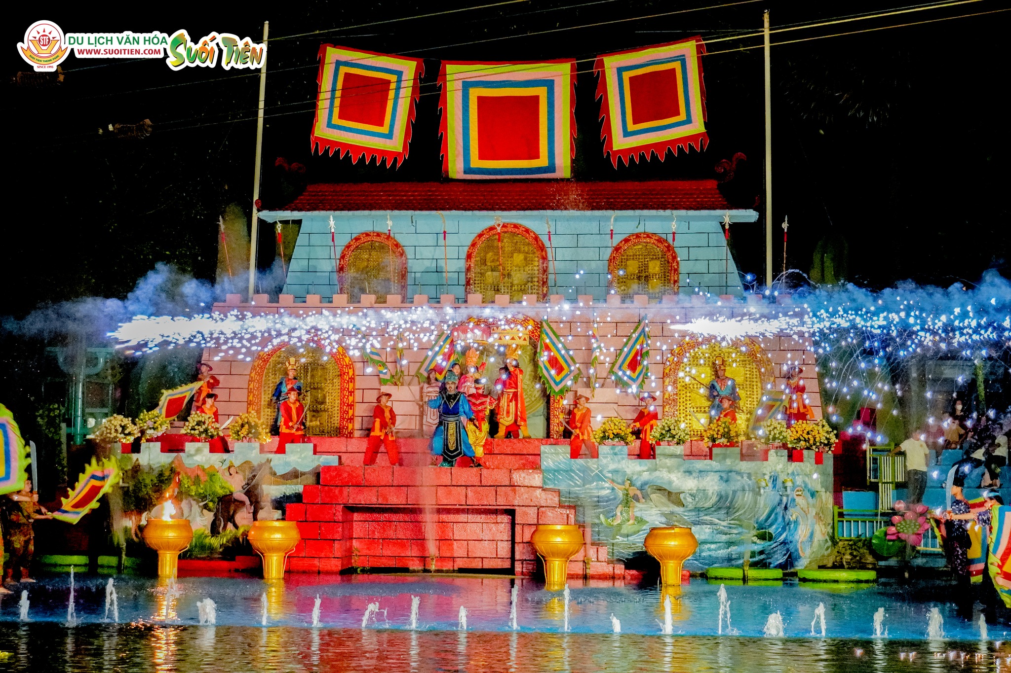KDL Suối Tiên rực rỡ với show diễn "Sơn Tinh – Thủy Tinh và 14 vị anh hùng dân tộc" - Ảnh 5.