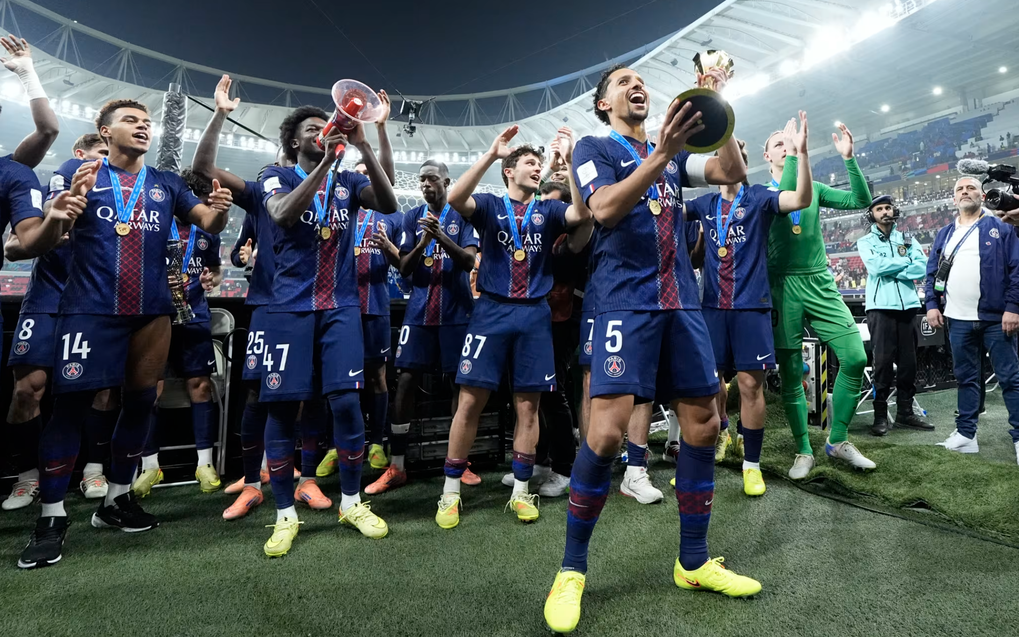 Paris Saint-Germain: Nhìn lại năm thăng hoa và cú ăn sáu lịch sử