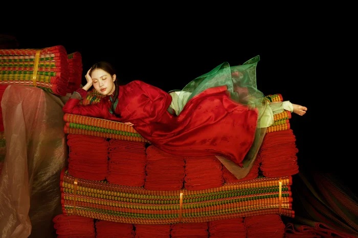 "Mốt" &aacute;o d&agrave;i du xu&acirc;n năm Ngựa - Ảnh 8.