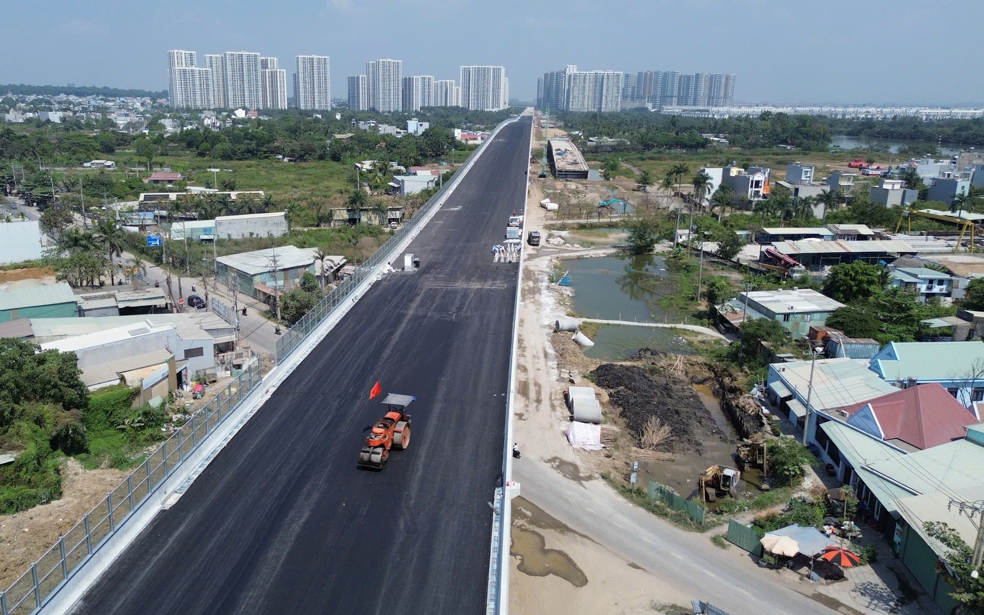 Đề xuất mở rộng Đường Vành đai 3 TPHCM lên 8 làn xe - Ảnh 2.
