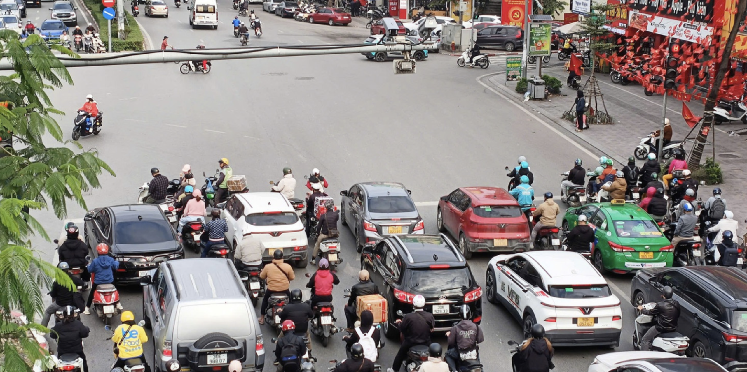 Camera AI thay đổi văn hóa giao thông tại Hà Nội năm 2026 - Ảnh 1.