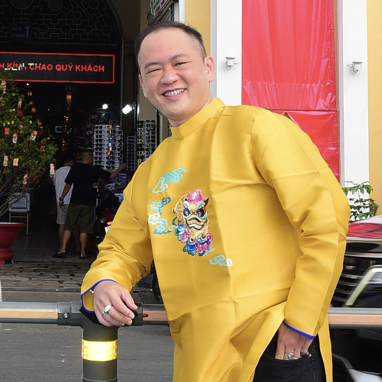T&acirc;m Minhon ra mắt MV xu&acirc;n, "Ch&uacute;c Tết &ocirc;ng b&agrave;, cha mẹ" - Ảnh 3.