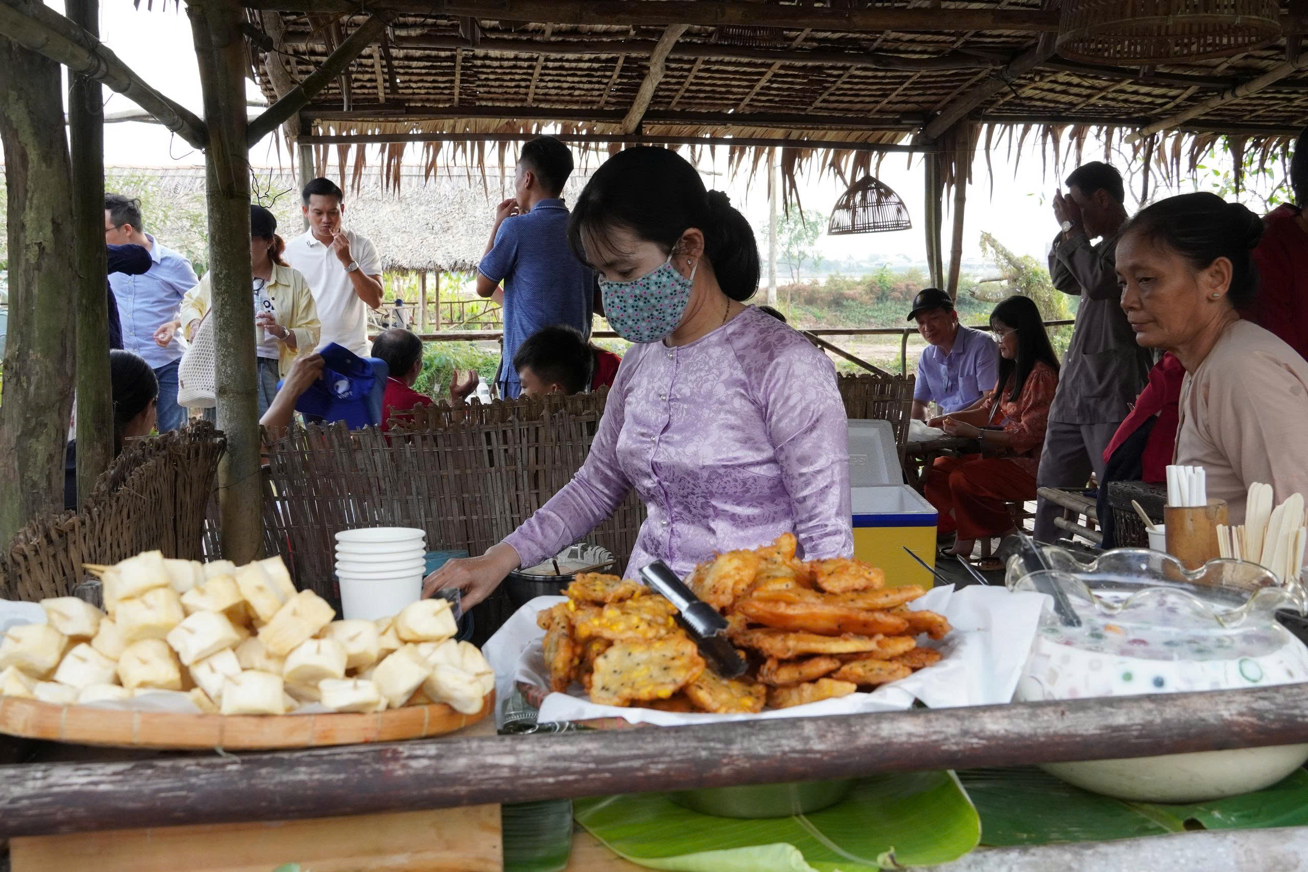 Dân dã các mô hình chợ quê tại Đồng Tháp - Ảnh 27.