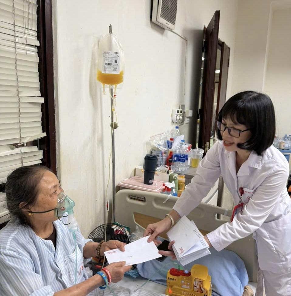 Chúc Tết bác sĩ Trường Sa qua Telemedicine, cấp cứu xuyên giao thừa - Ảnh 9.
