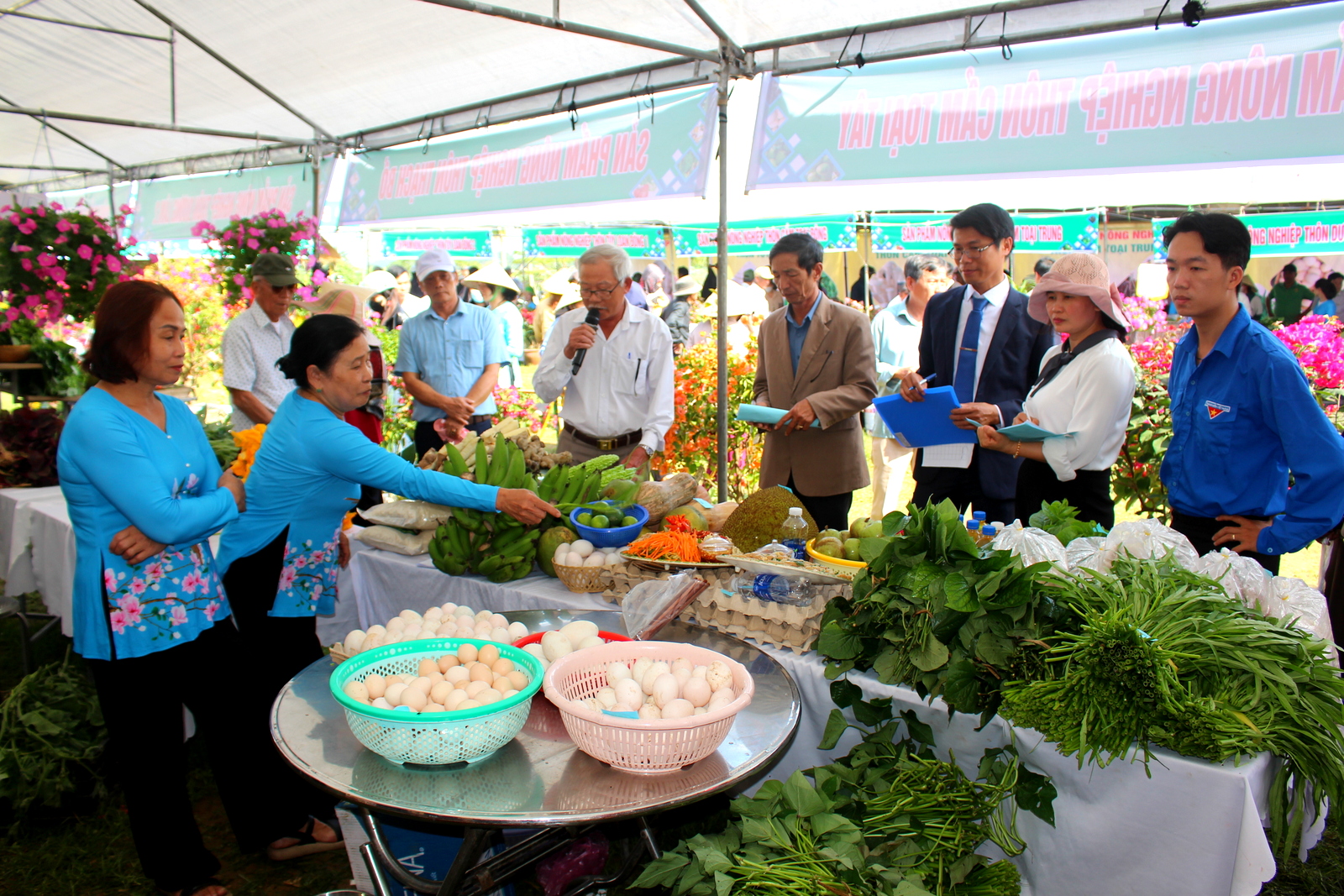 Cuộc thi "Tết xanh": Hơi thở "Tết xanh" giữa l&ograve;ng Đ&agrave; Nẵng - Ảnh 7.