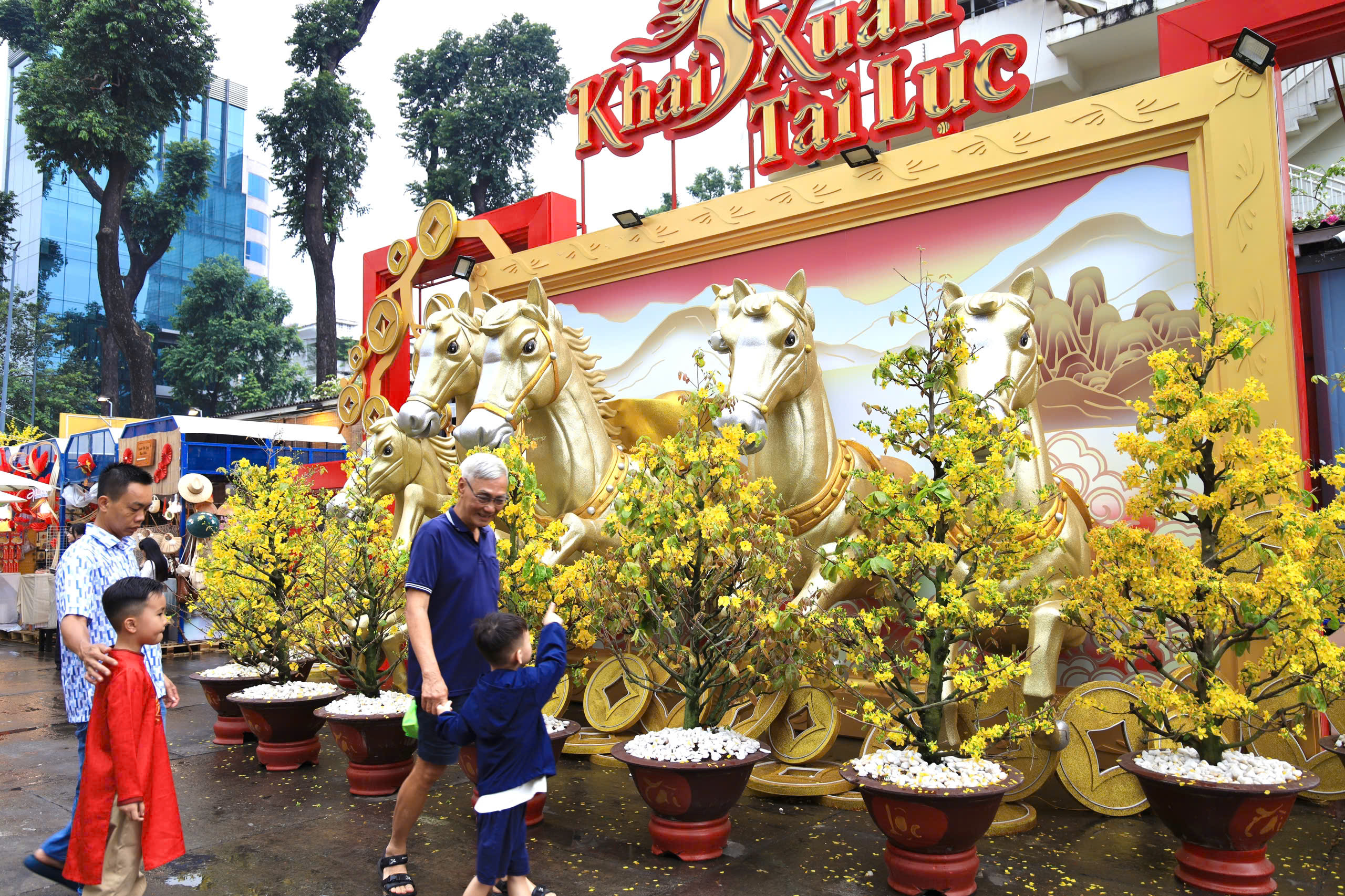 Check-in đầu xuân với Đại mã - Ảnh 4.